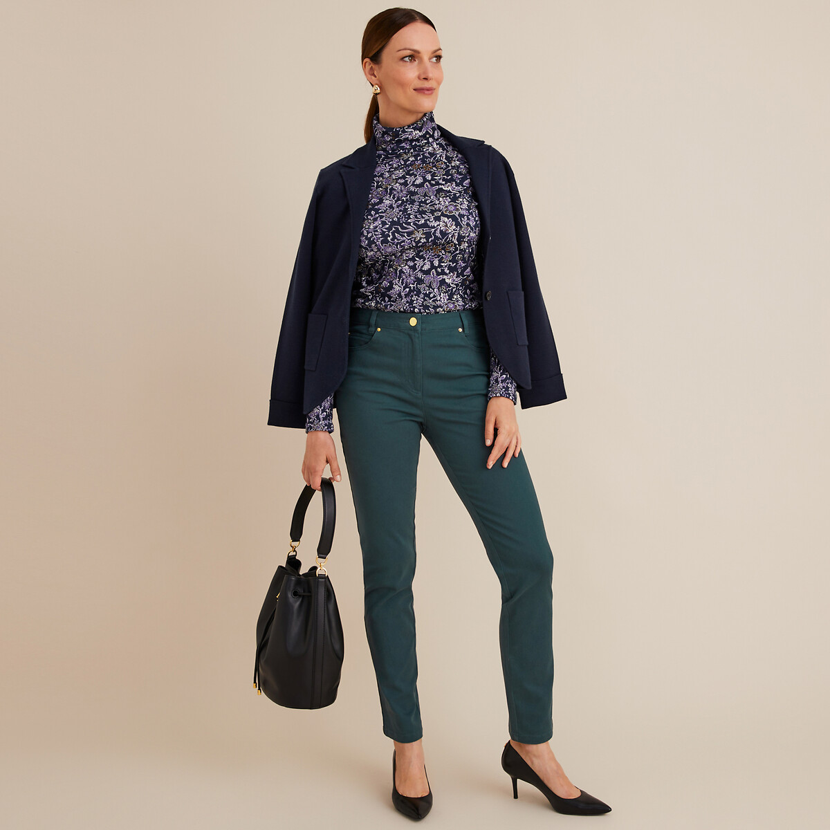 ANNE WEYBURN<br>Broek direito de 5 bolsos, em katoen elástico