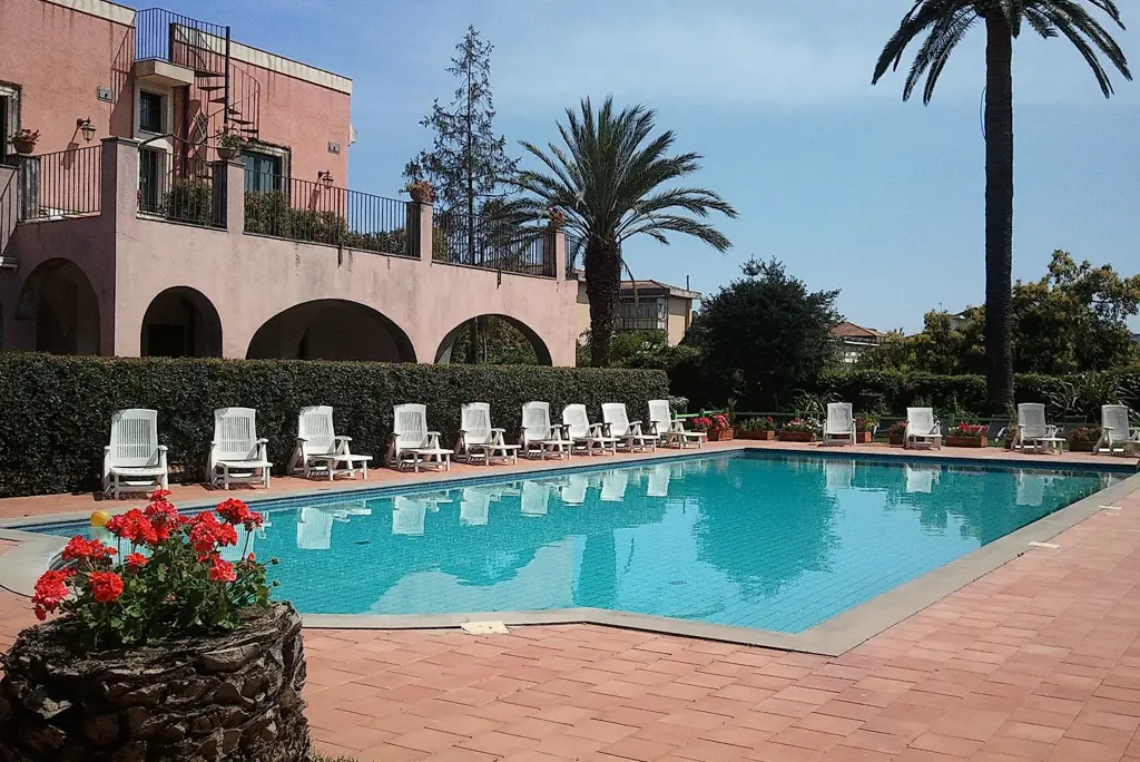 Fly & Go Etna Hotel Logies - Hotel