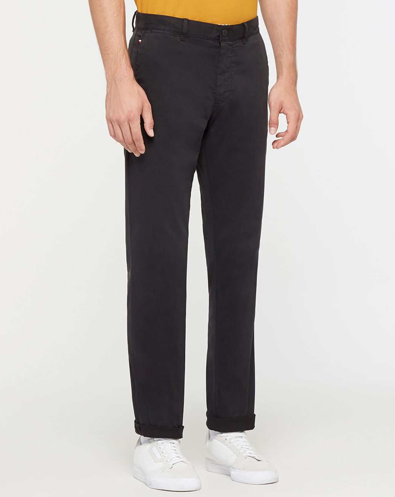 Tommy Hilfiger Pantalon Chino Slim Denton Th Flex Satin Gmd noir