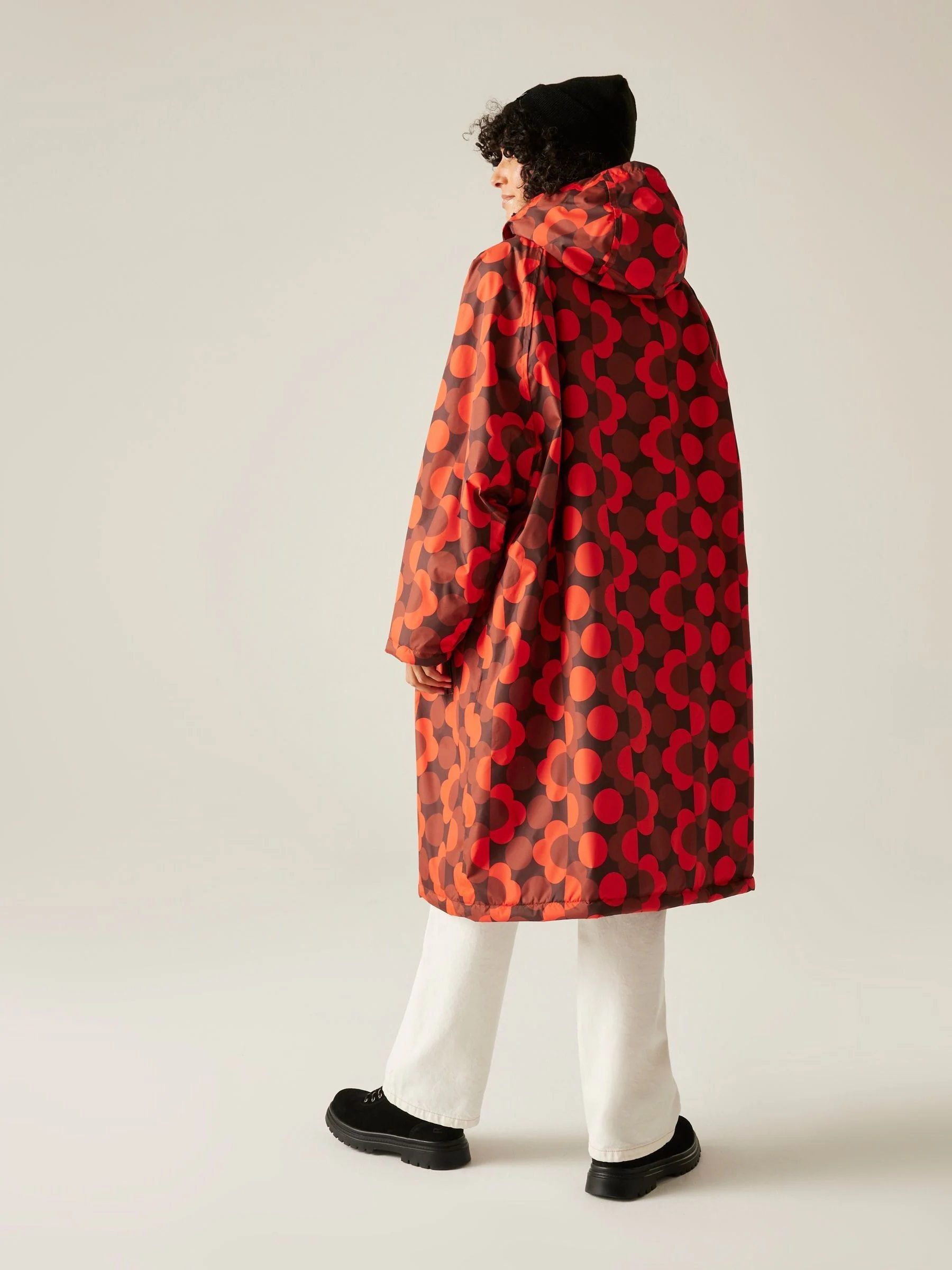 Rood - Regatta Hydra Fort Waterproof Orla Changing Robe