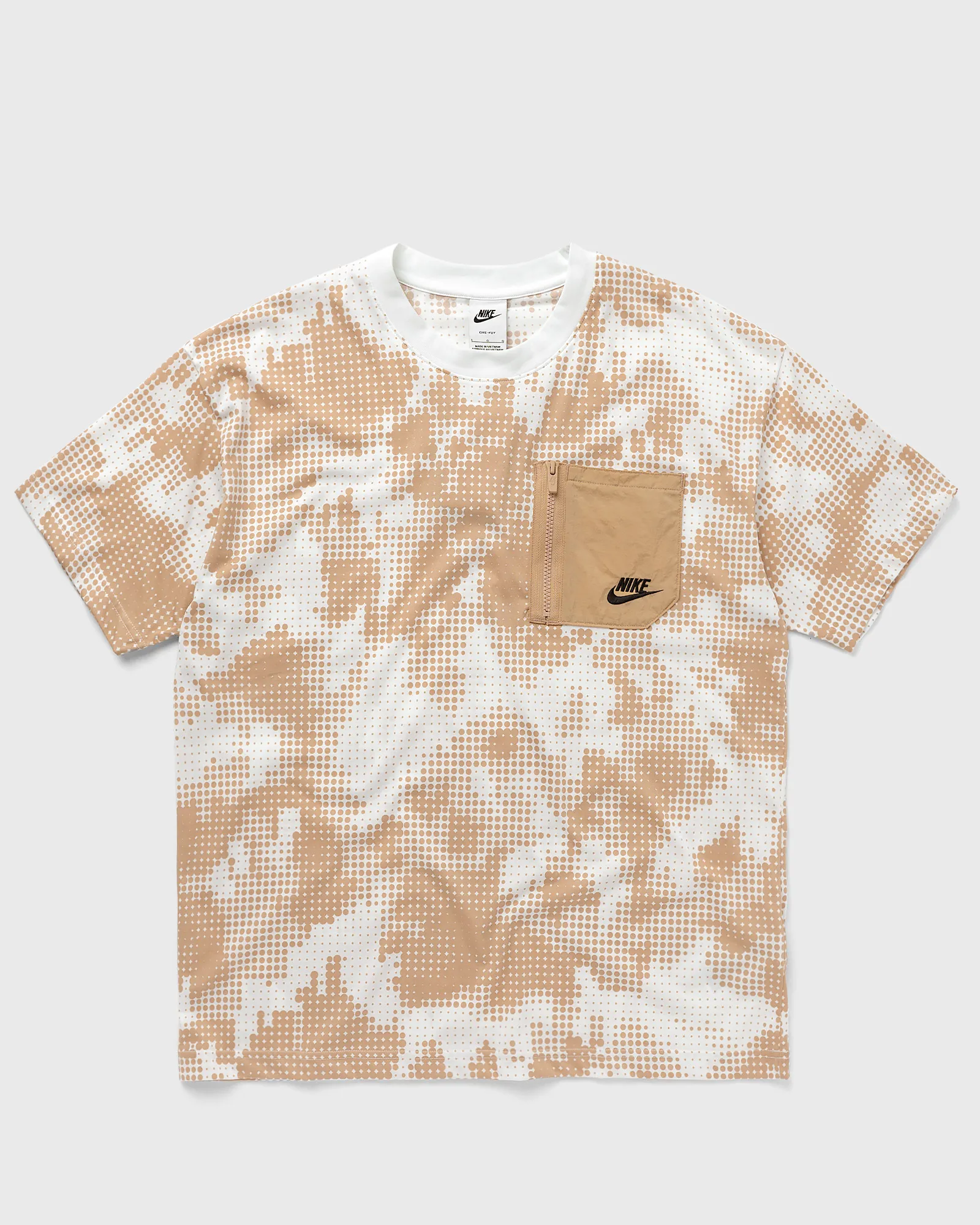Camiseta Nike de manga curta com estampa total.