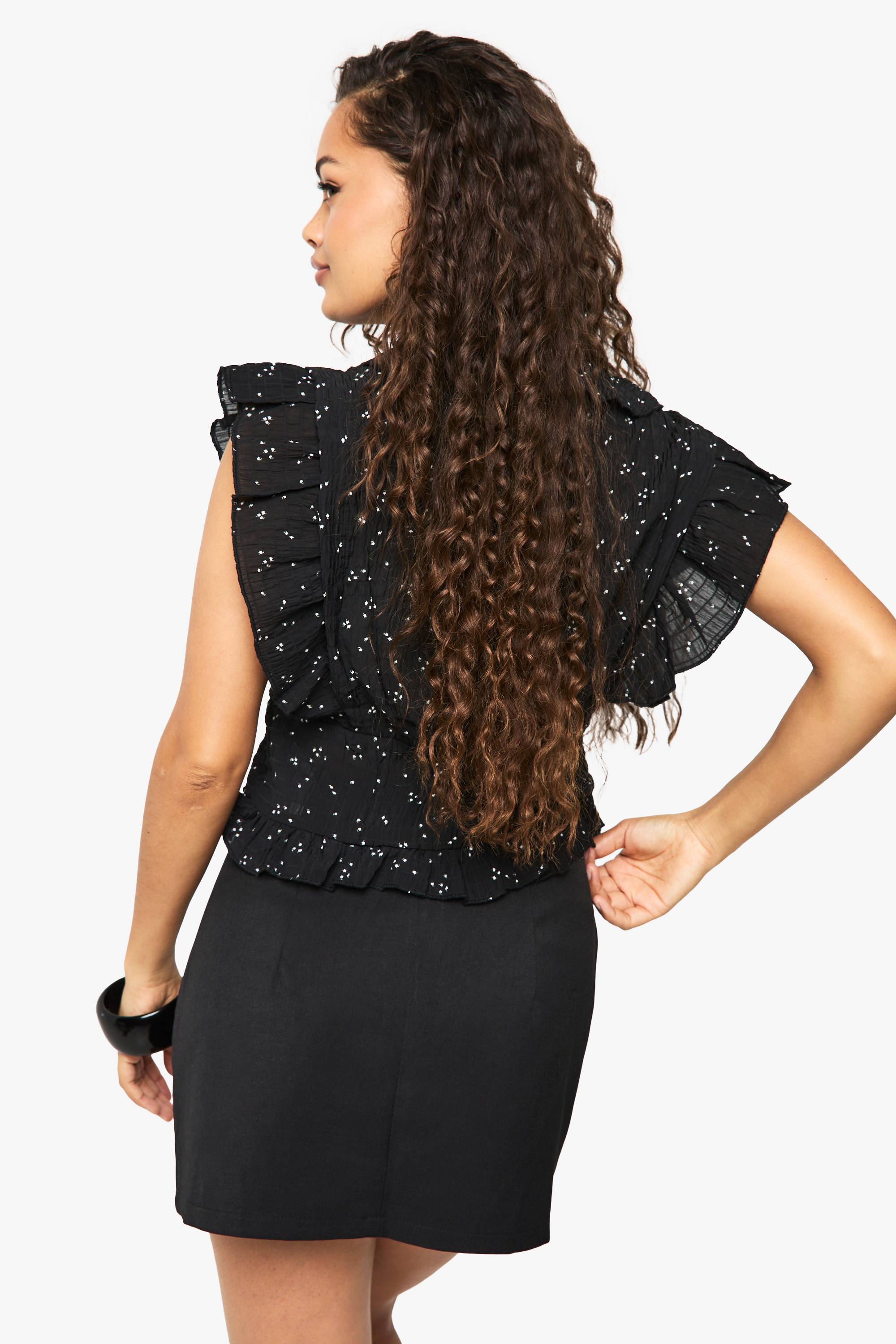 boohoo Chemisier À Imprimé Fleuri Avec Volants Et Nœud Devant