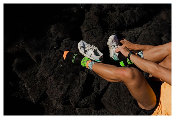 Chaussettes Triathlon Incylence Ultralight Kona V3 Noir/Multicolore