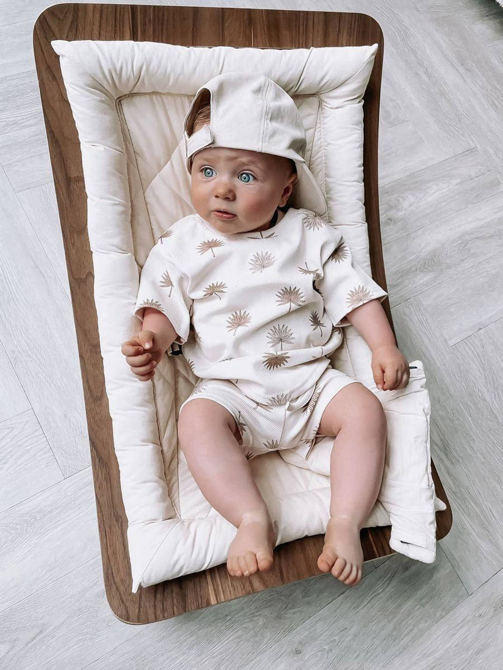 Babystyling baby sweatshort met all over print ecru/lichtbruin