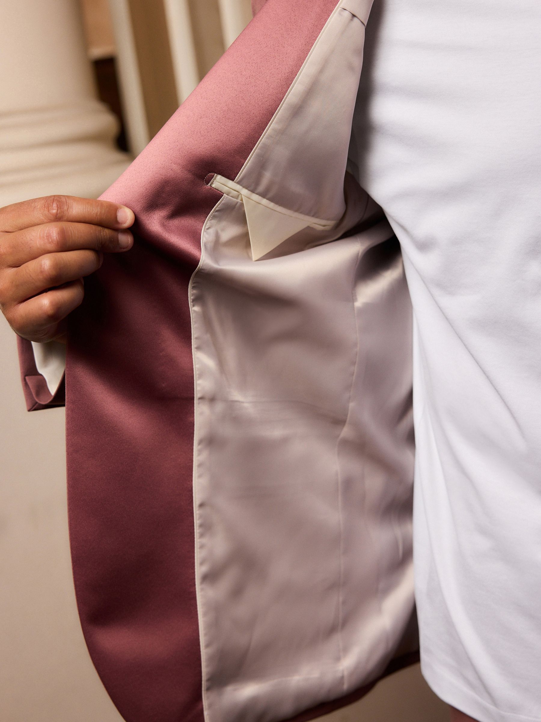 Roze - Slim fit smokingjasje