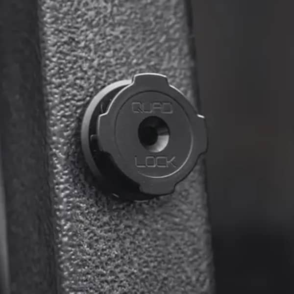 SFS202_Smartphones QUAD LOCK ADHESIVE WALL MOUNT (X2)