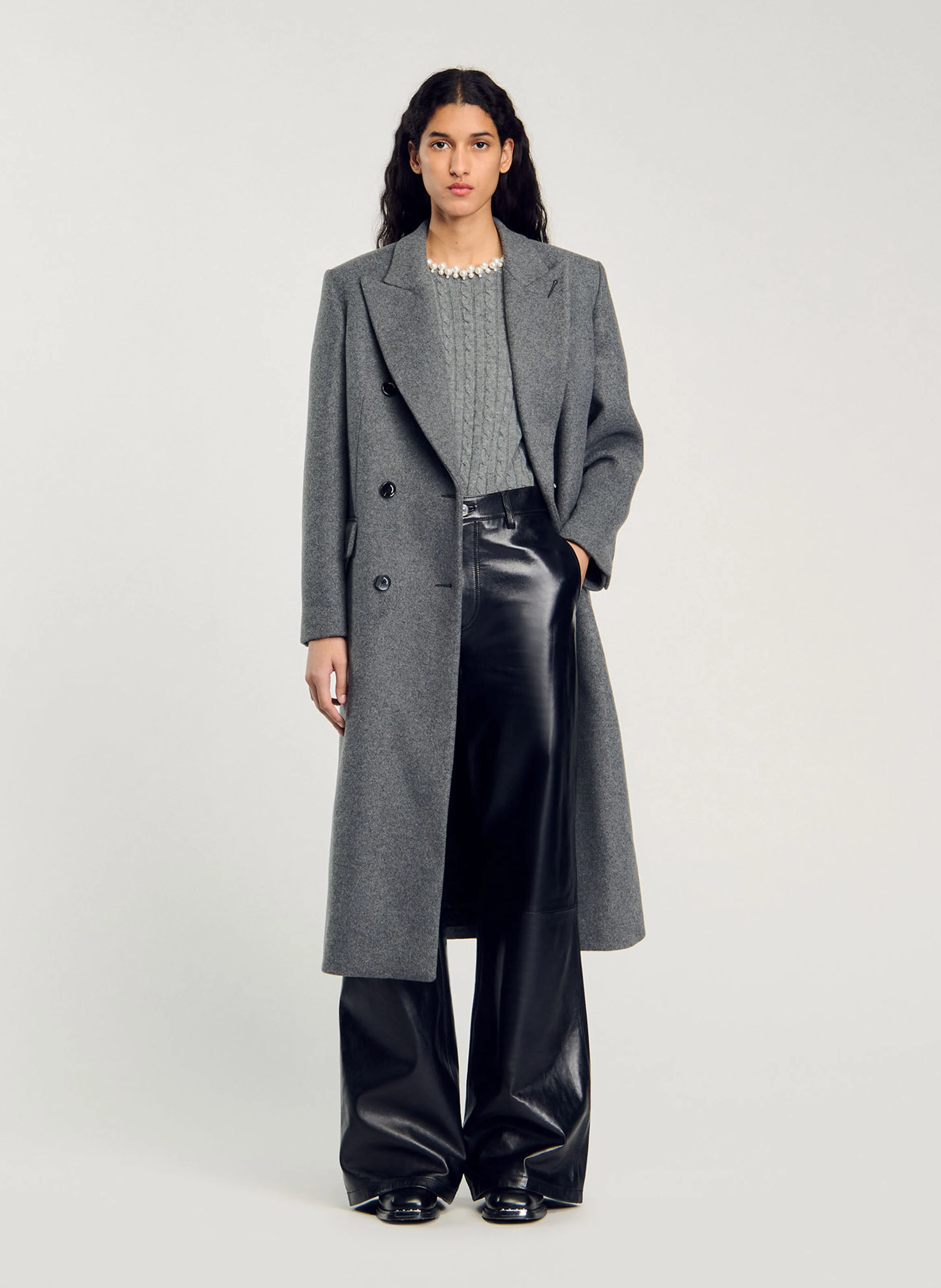 Pull court à encolure ronde en laine mélangée | Gris