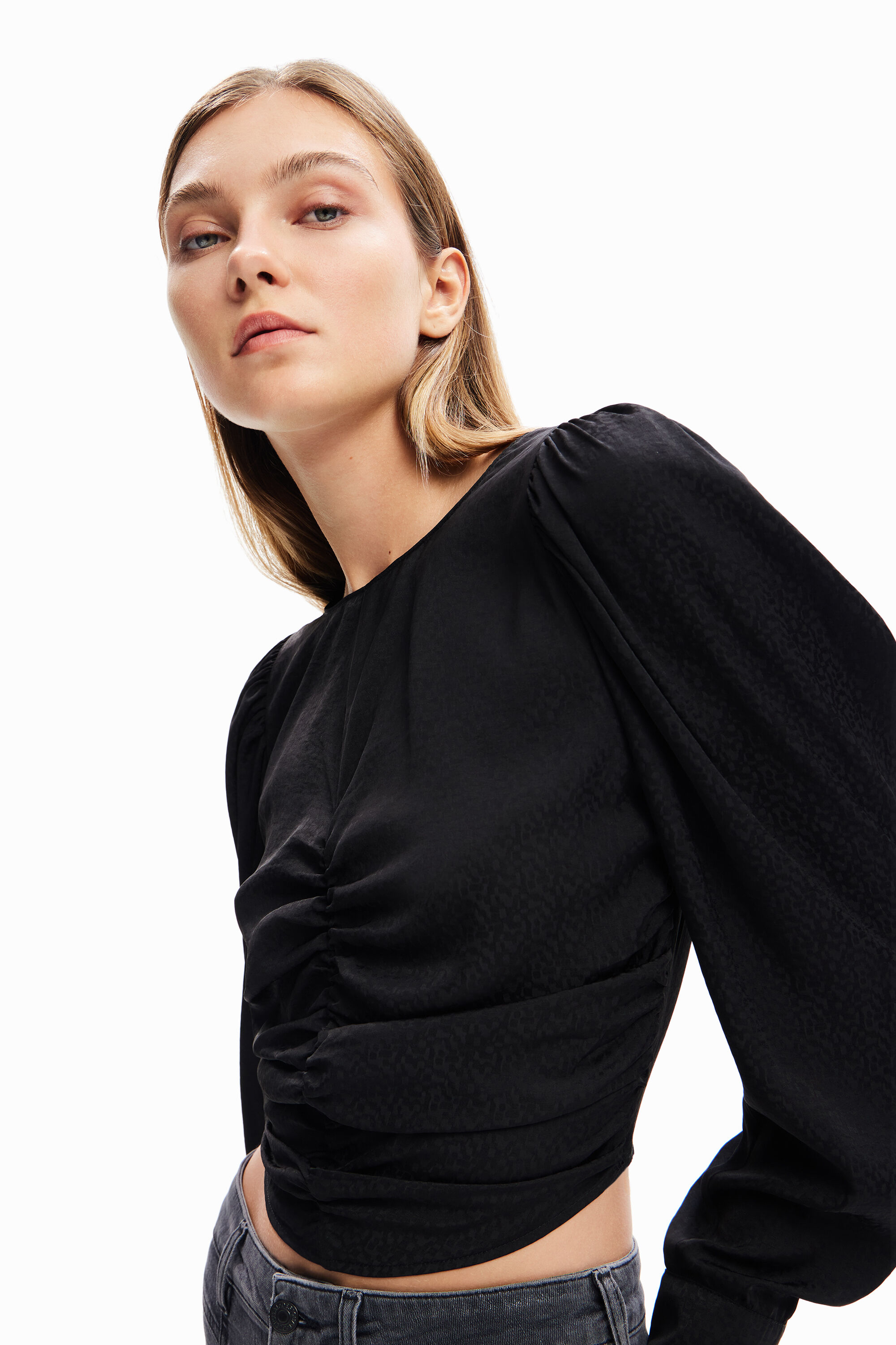 Blusa jacquard franzida