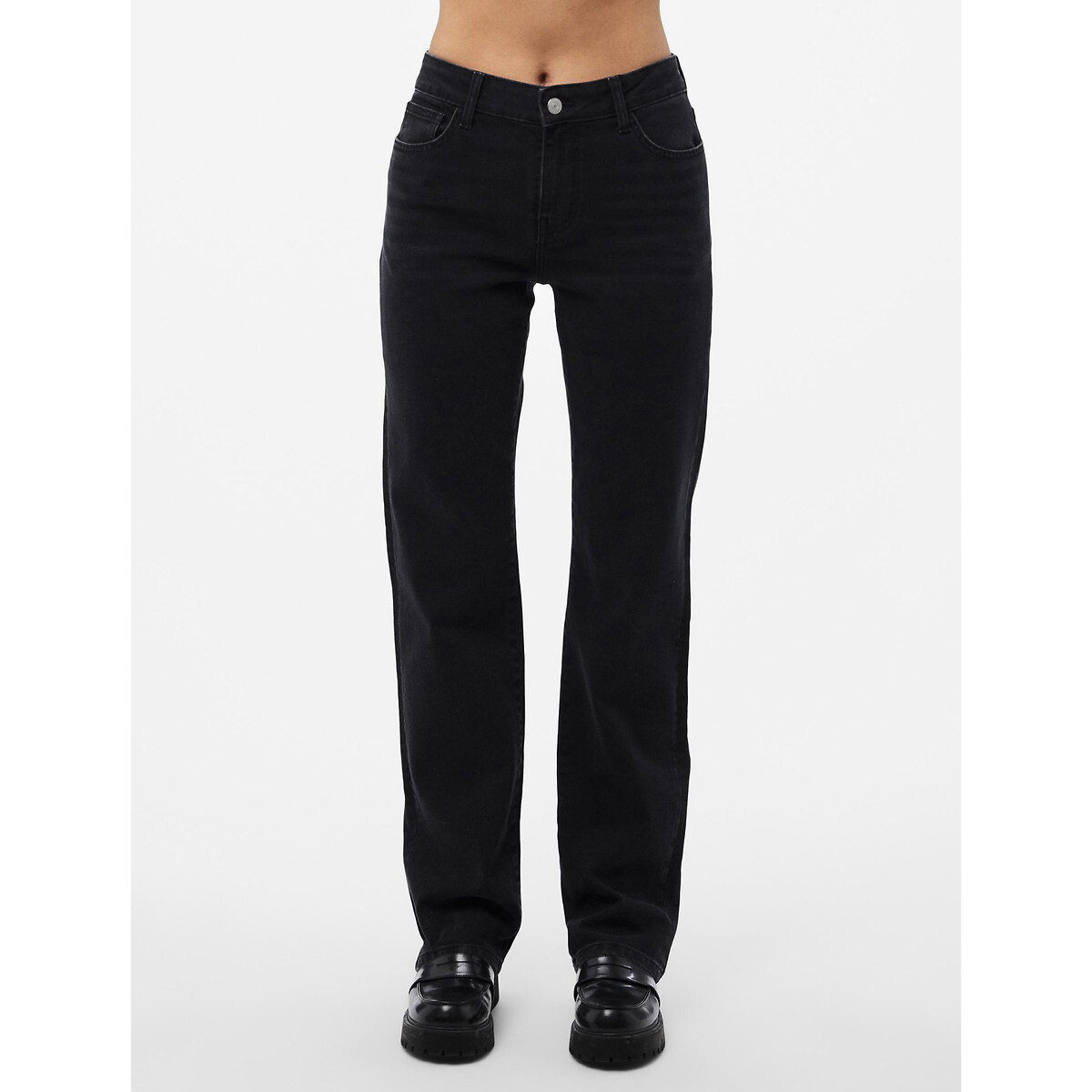 PEÇAS<br>Jeans certos