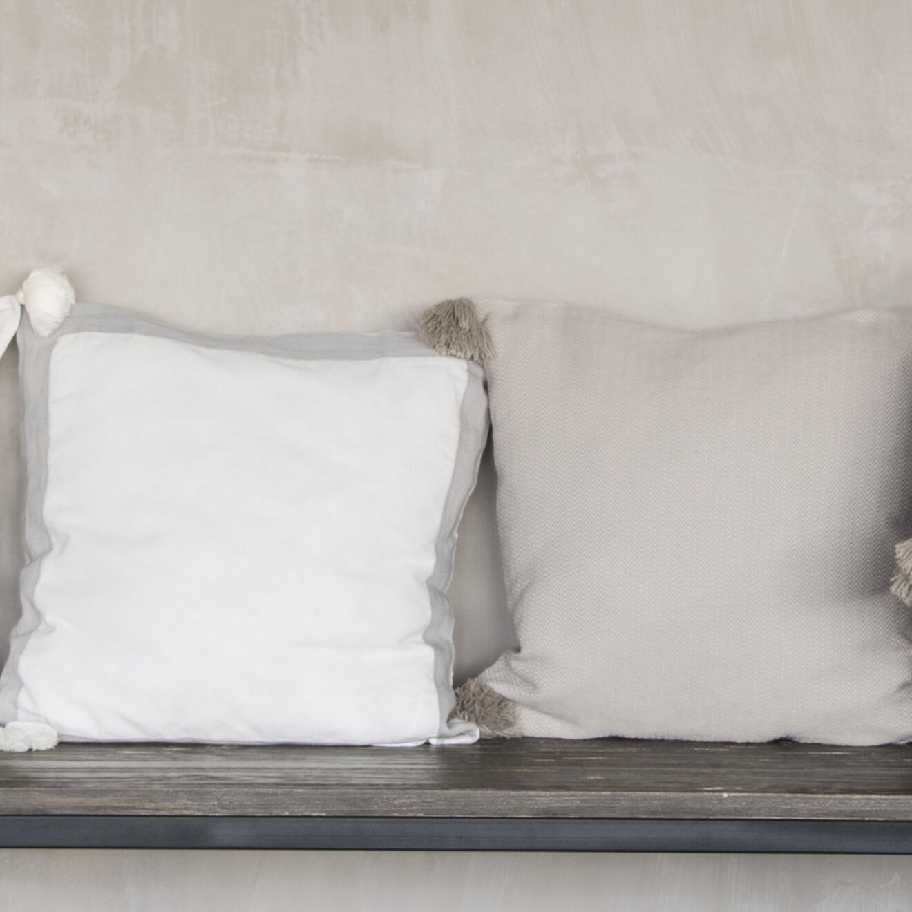 Febronie Housse de coussin unie taupe clair - 50x50 cm