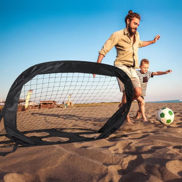 Pop up mål for fotball med målvegg