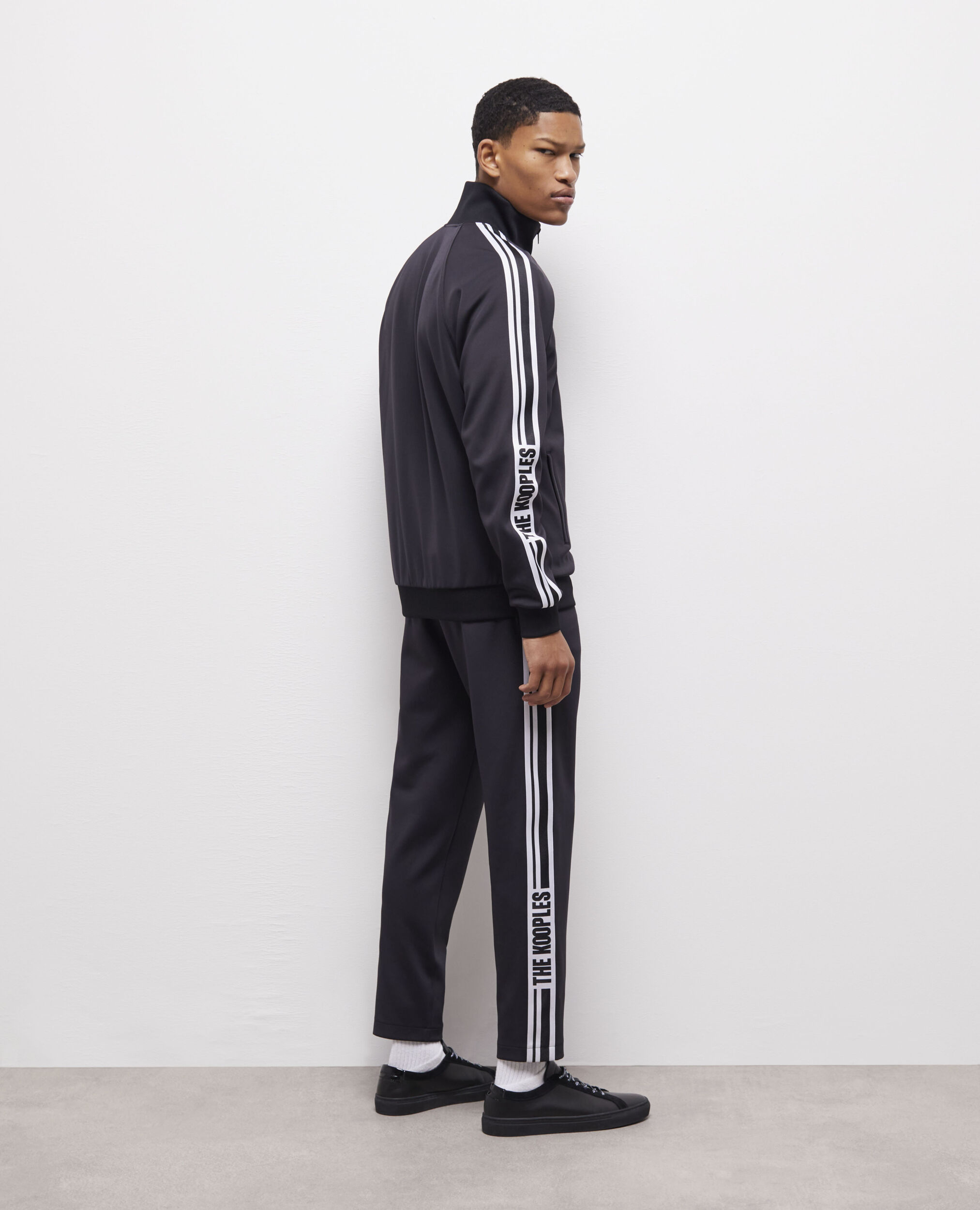 Blouson à logo noir