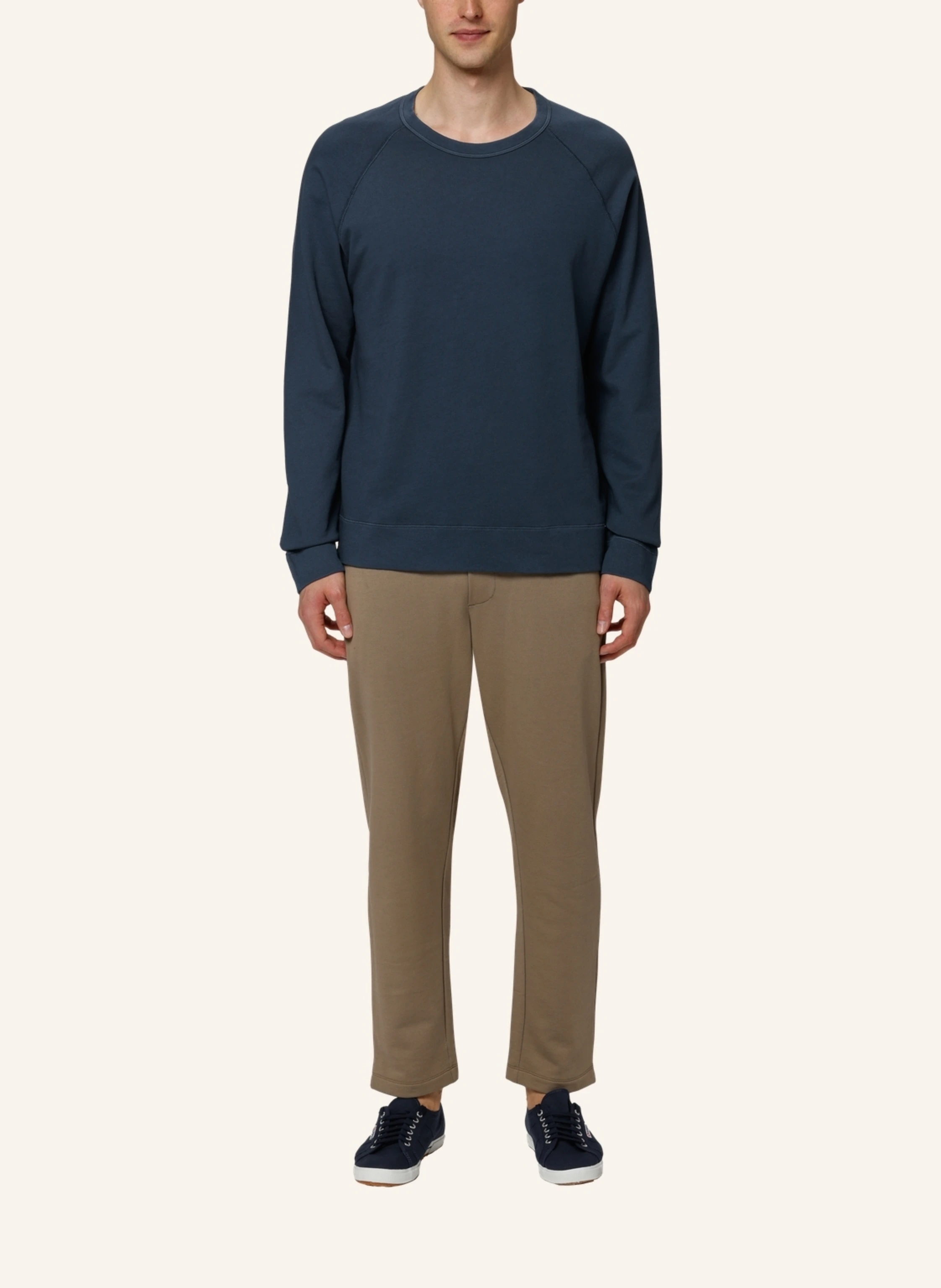 TRUSTED HANDWORK Round Neck 1/1-Sleeve Sweatshirt with Raglan
