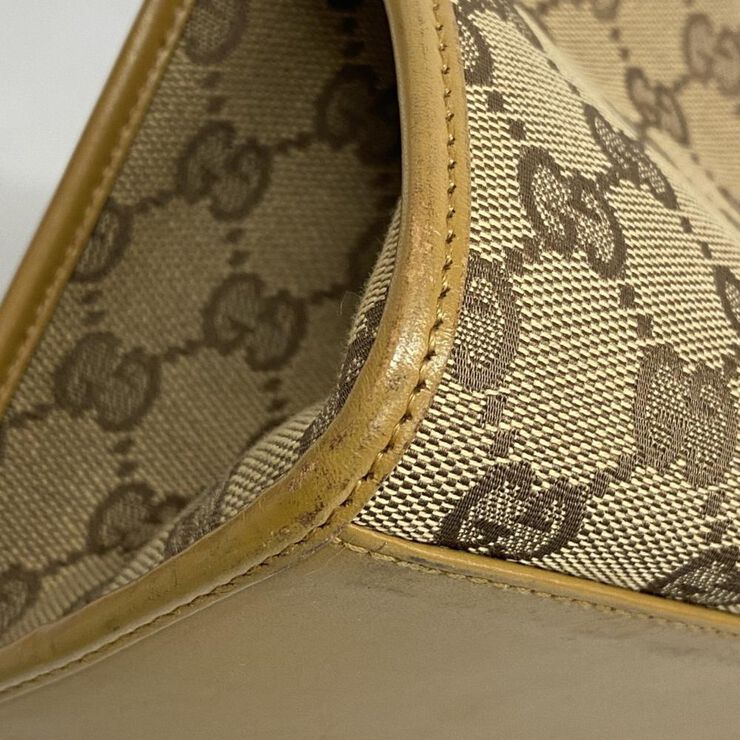 Gucci Vintage Gucci Shoulder Bag Brown