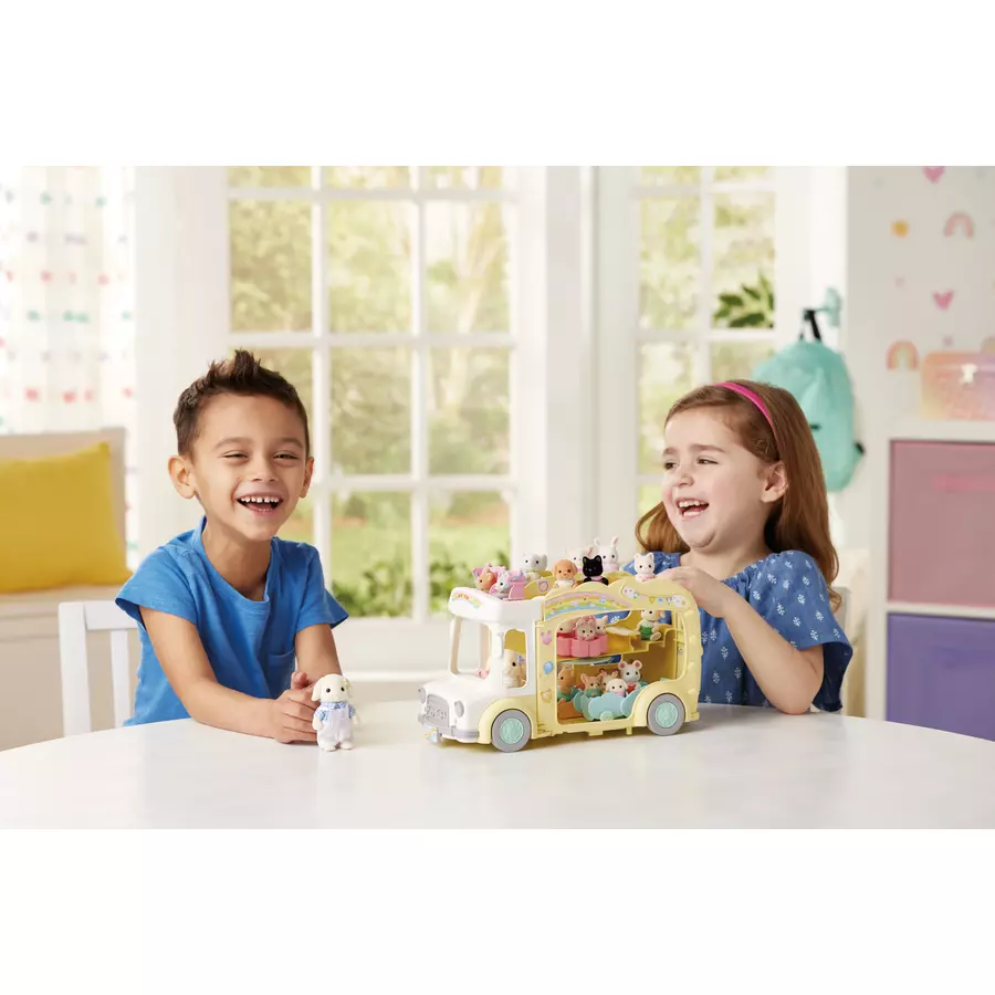 Sylvanian Families® Erlebniskindergarten Bus Regenbogen