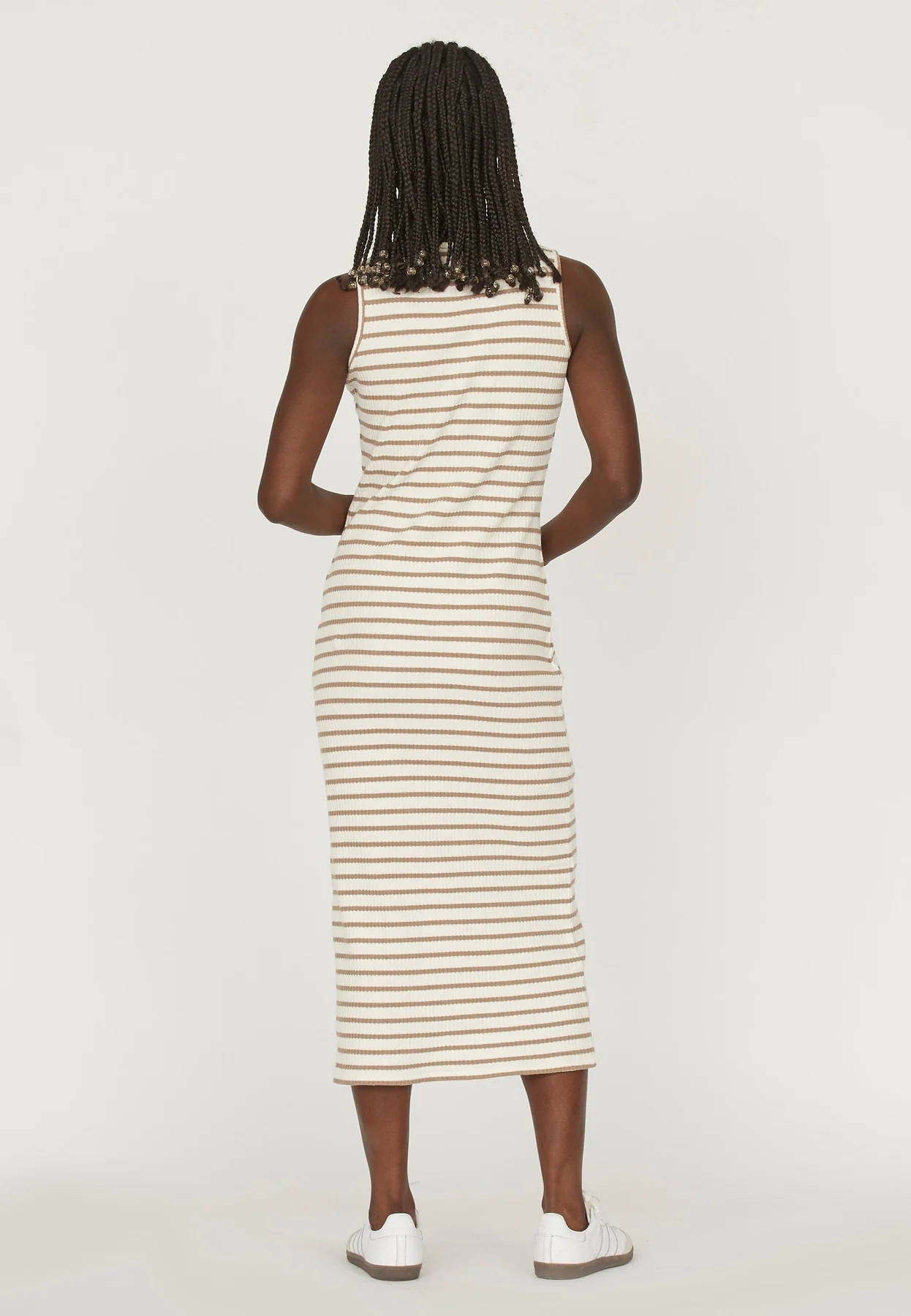 Sisters Point Eike-Dr2 832 cream sand