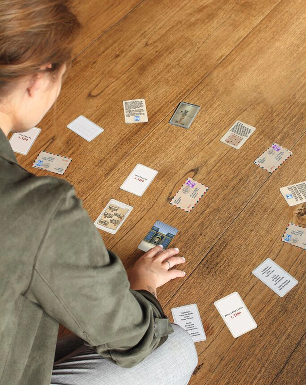 Escape-Kartenspiel VERBORGEN IM MUSEUM 84-teilig