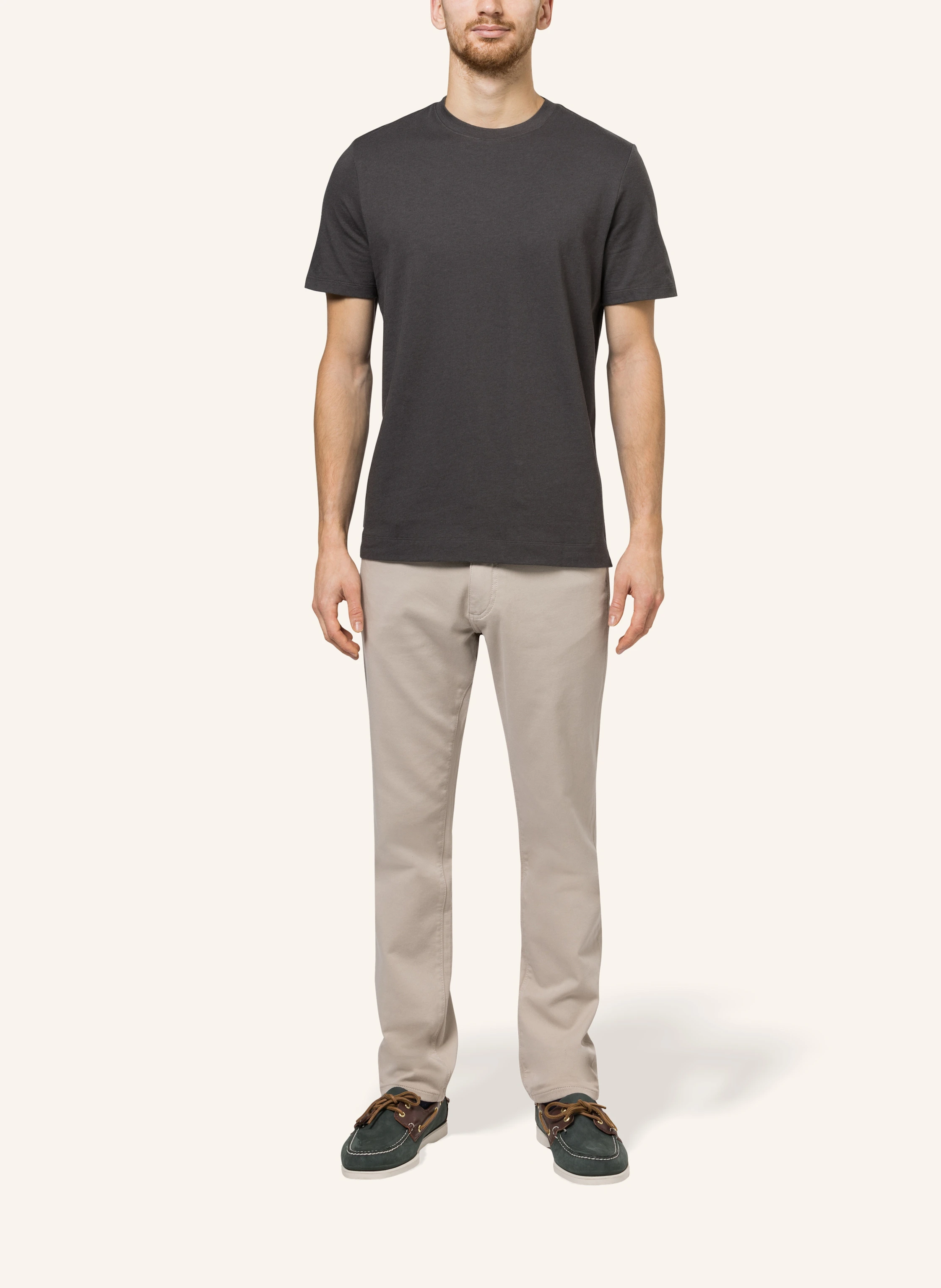TRUSTED HANDWORK Round Neck 1/2-Sleeve T-Shirt