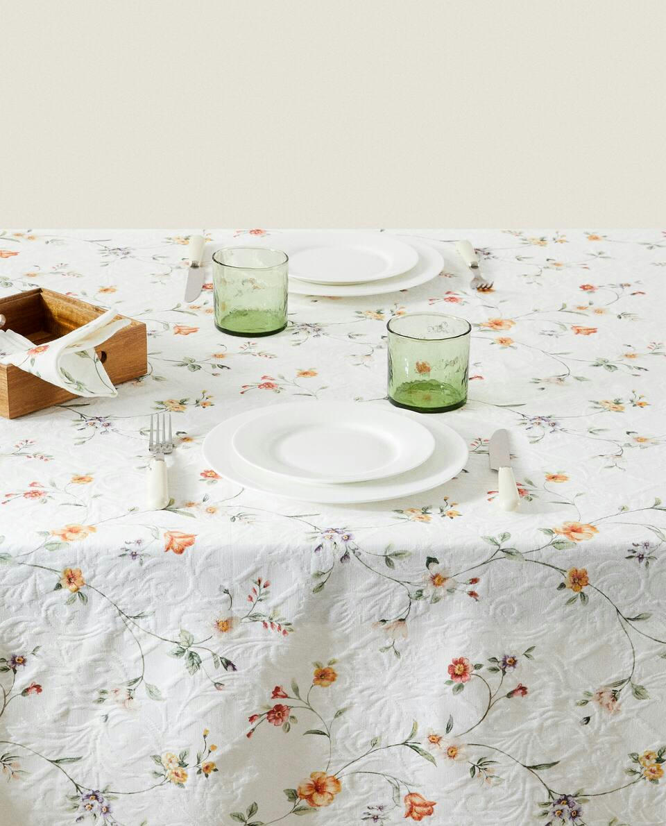 TOALHA DE MESA FLORAL JACQUARD