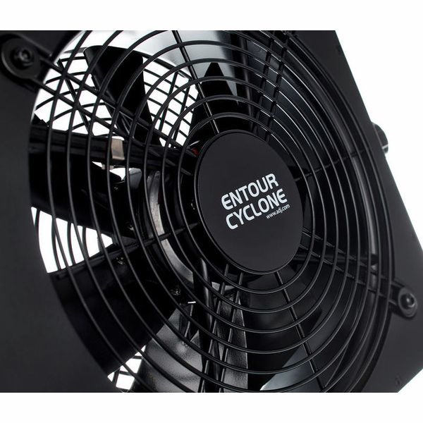 ADJ Entour Cyclone