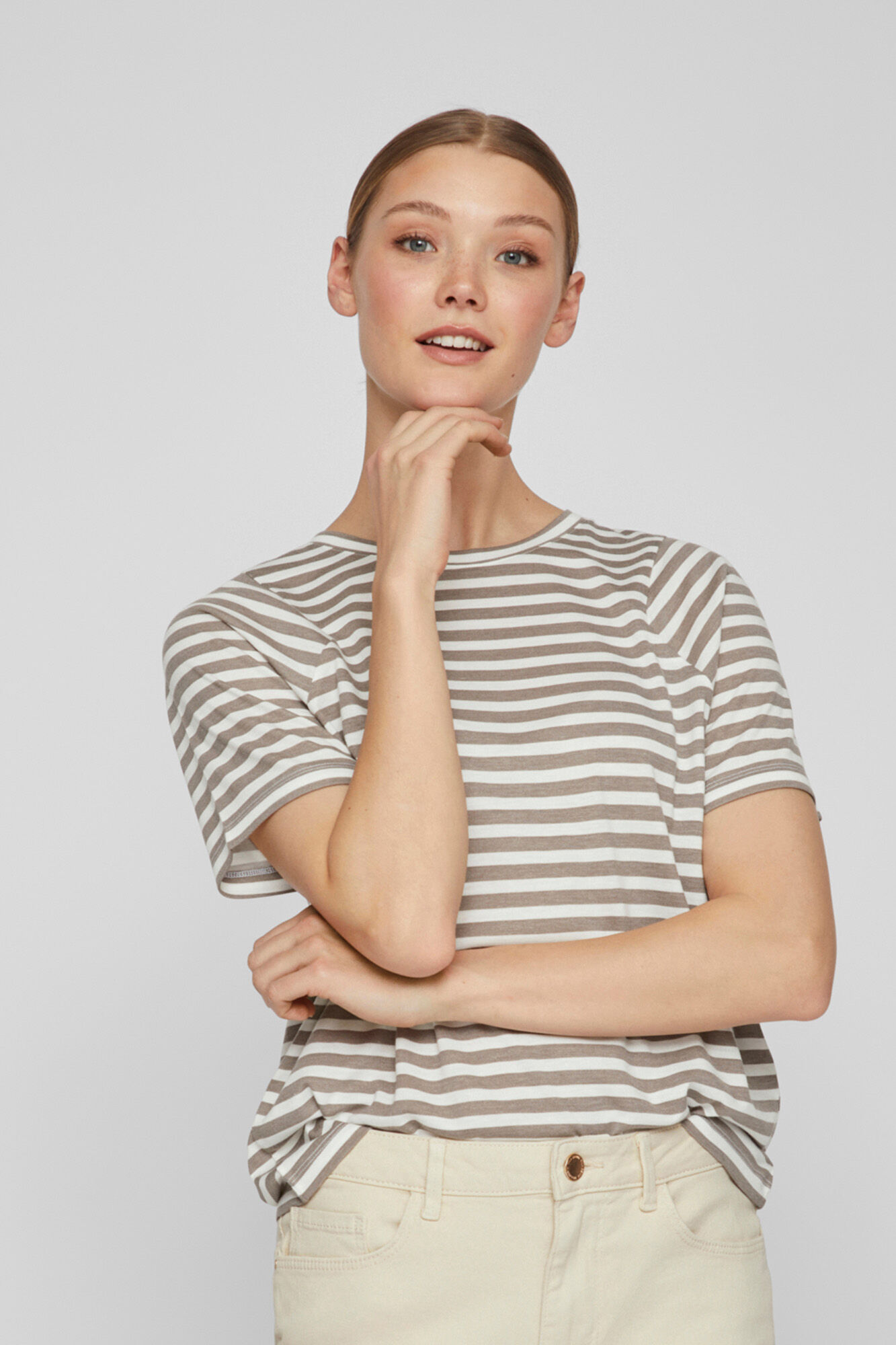Camiseta Manga Curta Ranglan - Marrom