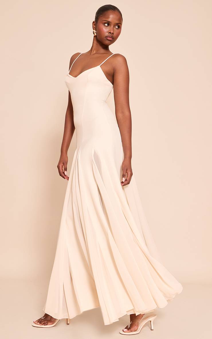 Crème Robe Longue À Bretelles