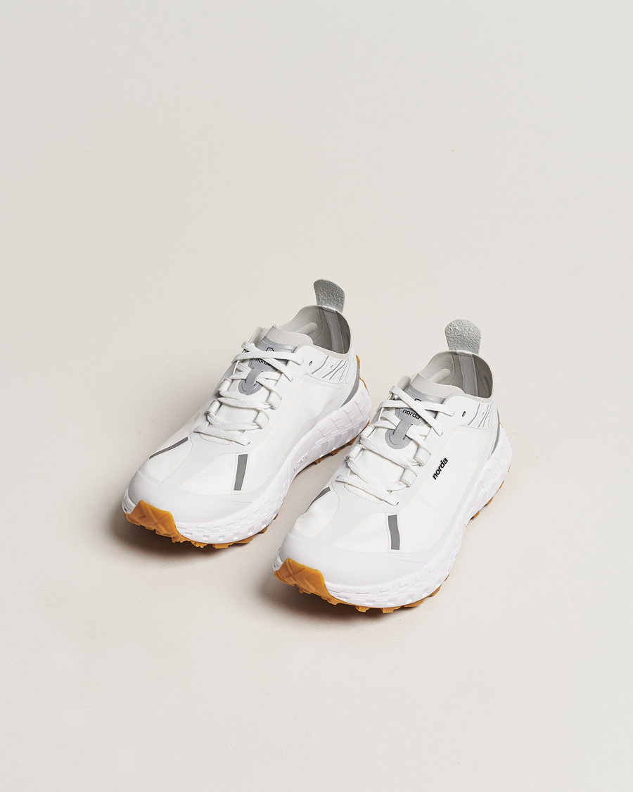 Norda 001 Running Sneakers White/Gum