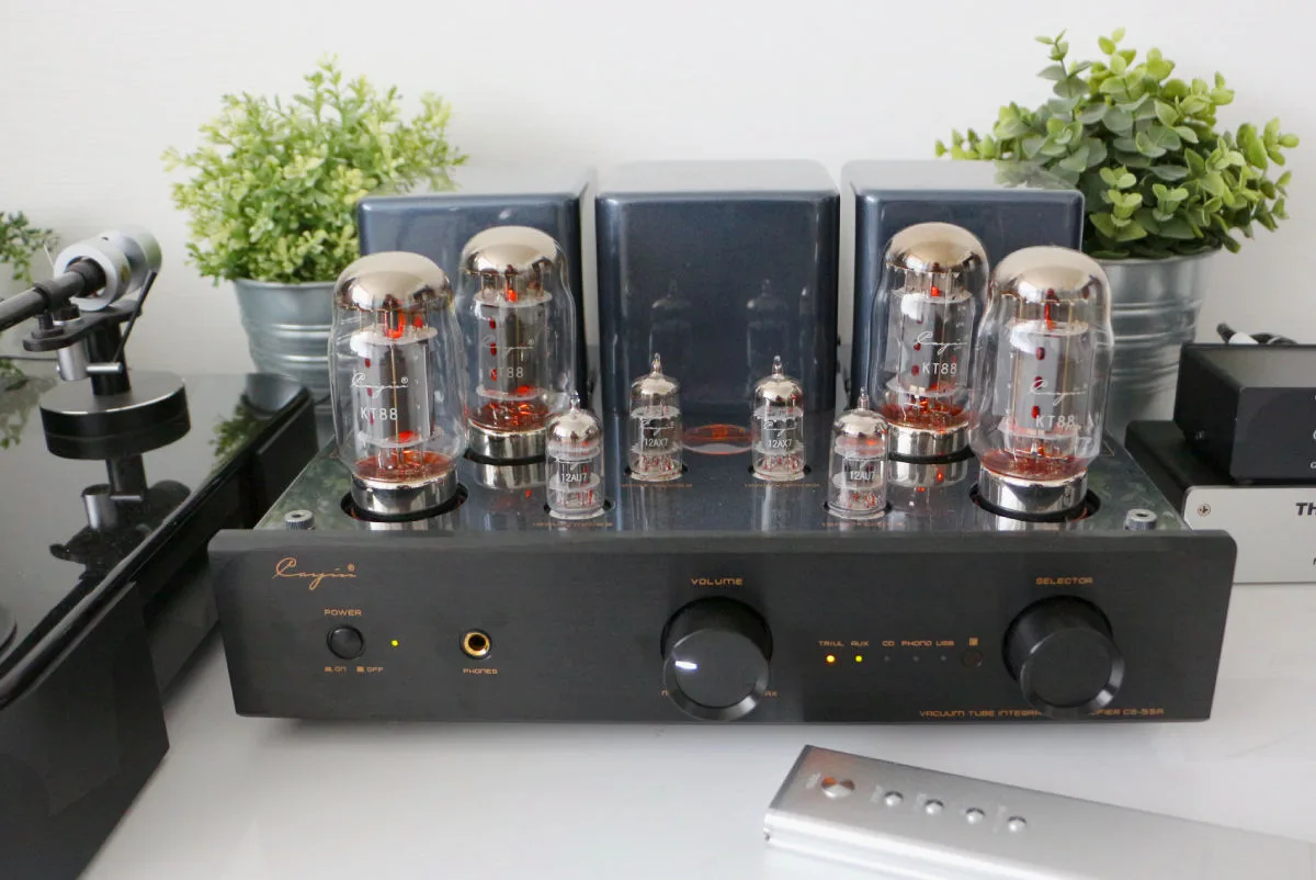 Cayin CS-55A KT88 Noir Amplis hi-fi stéréo