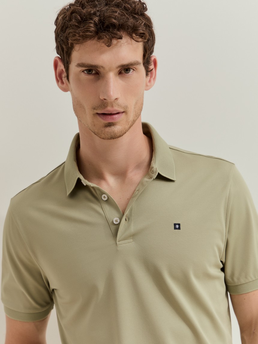 Polo de manga curta regular fit