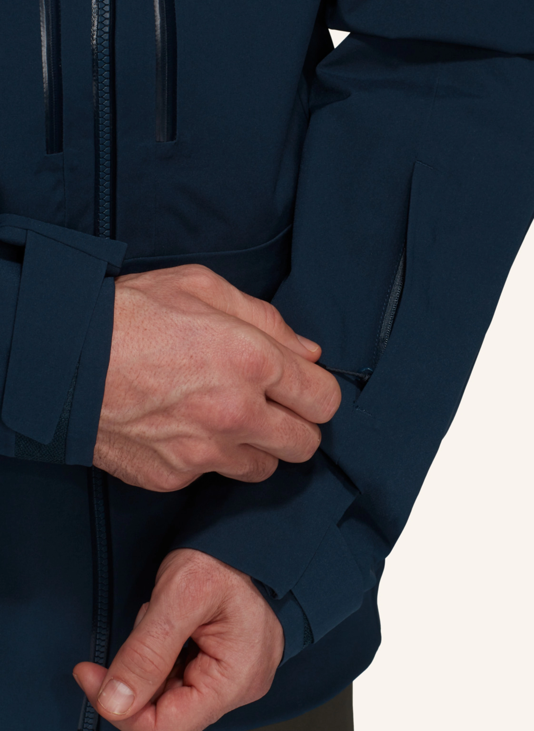 MAMMUT Hardshelljacke STONEY mit Kapuze