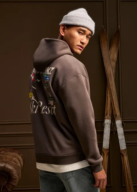 Hoodie met print ski resort bruin (BRN.CL)