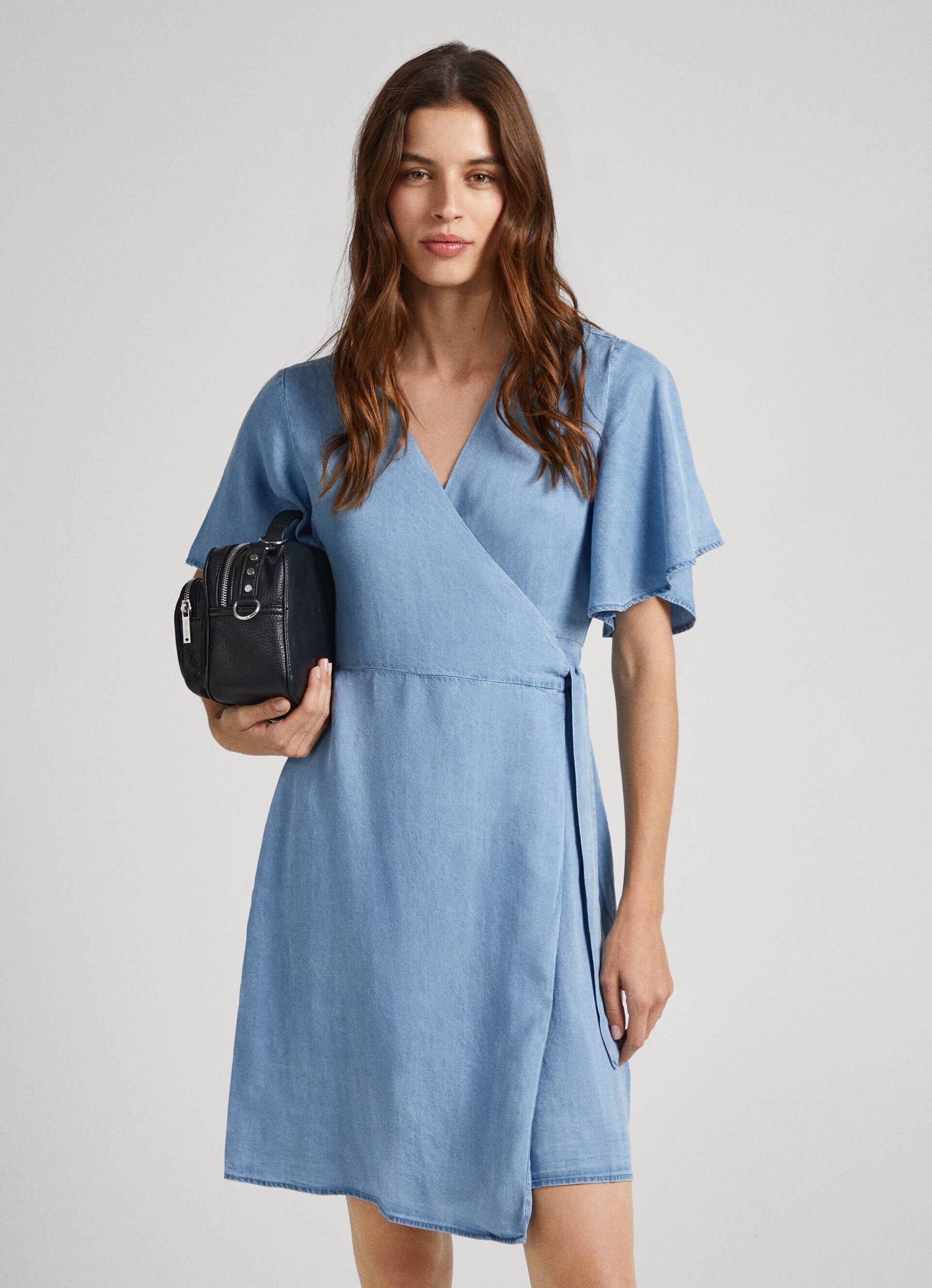 VESTIDO TENCEL COM DECOTE EM V - azul