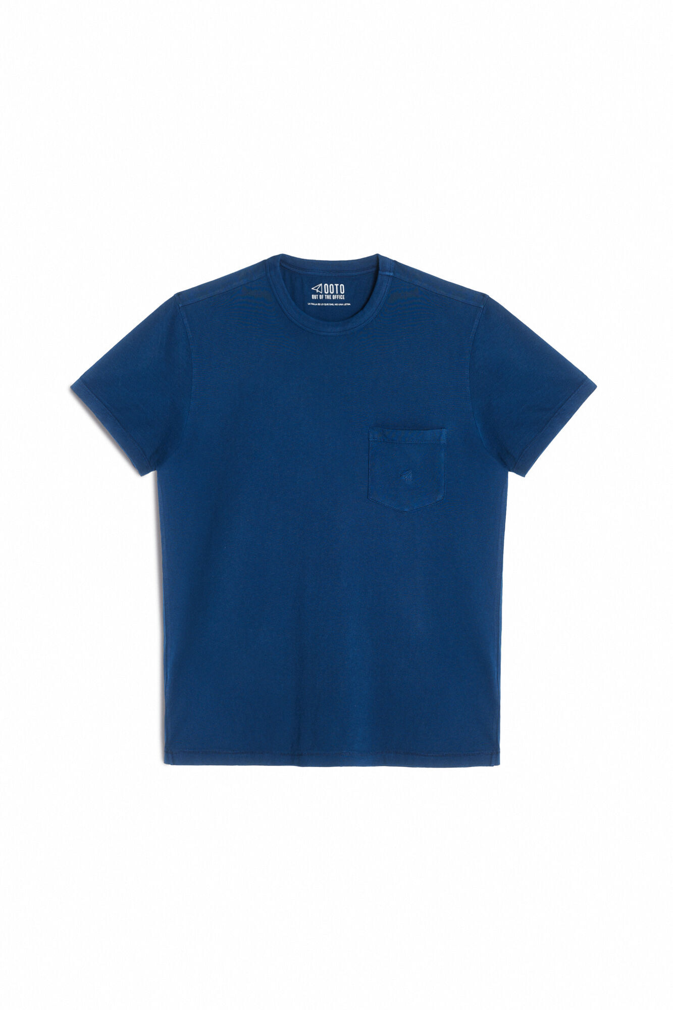 Camiseta com bolso e logotipo bordado - Azul