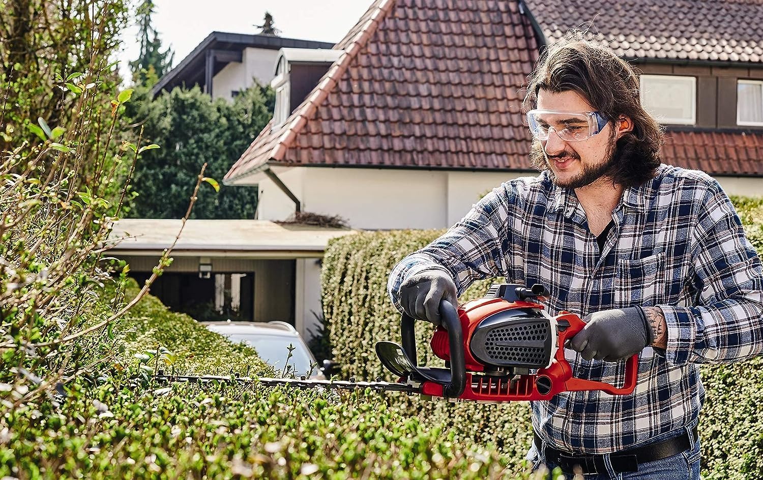 Einhell GE-PH 2555 A Benzin-Heckenschere (24,5 cm³, 55cm Schnittl., 28mm Zahnabstand), Fliehkraftkupplung, drehbarer Handgriff, Anti-Vibrations-System