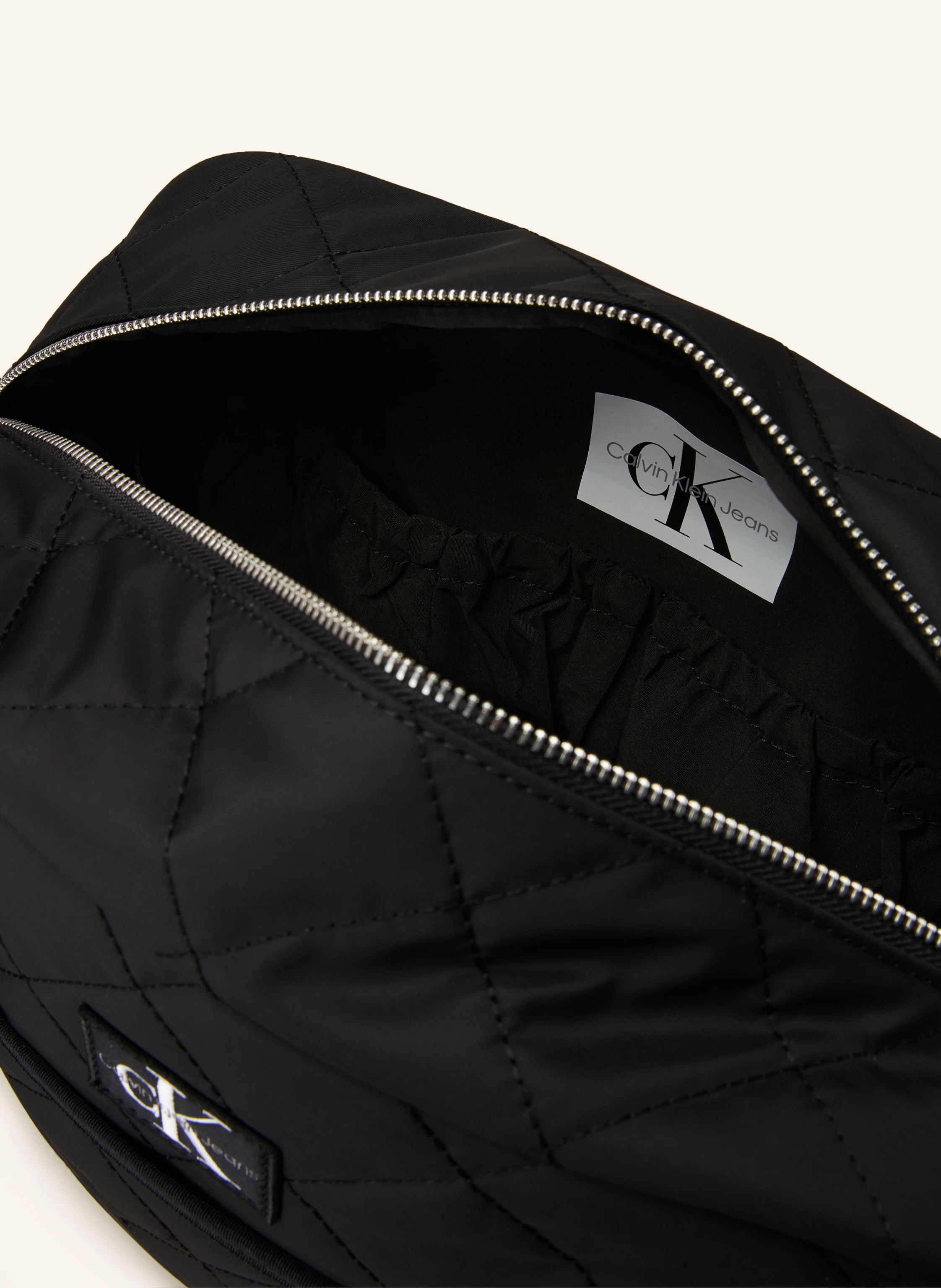 Calvin Klein Wickeltasche