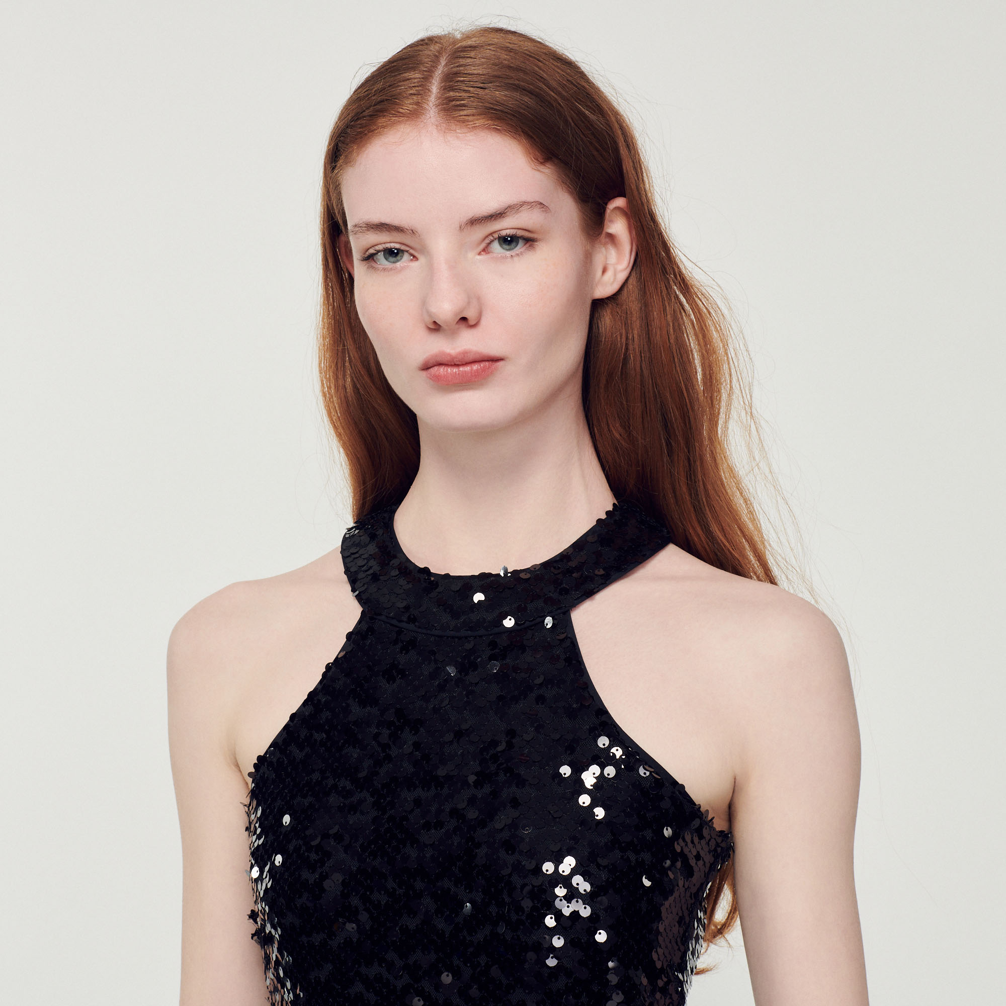 Robe courte á paillettes