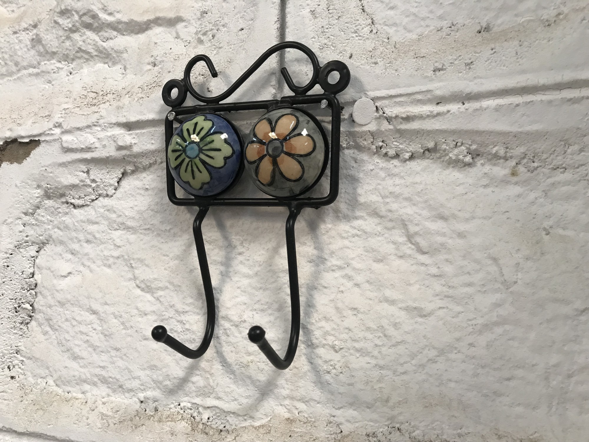 Wandhaken 2fach, handglasiert, L 4,5 cm, B 10 cm, H 15 cm von fischer's lagerhaus