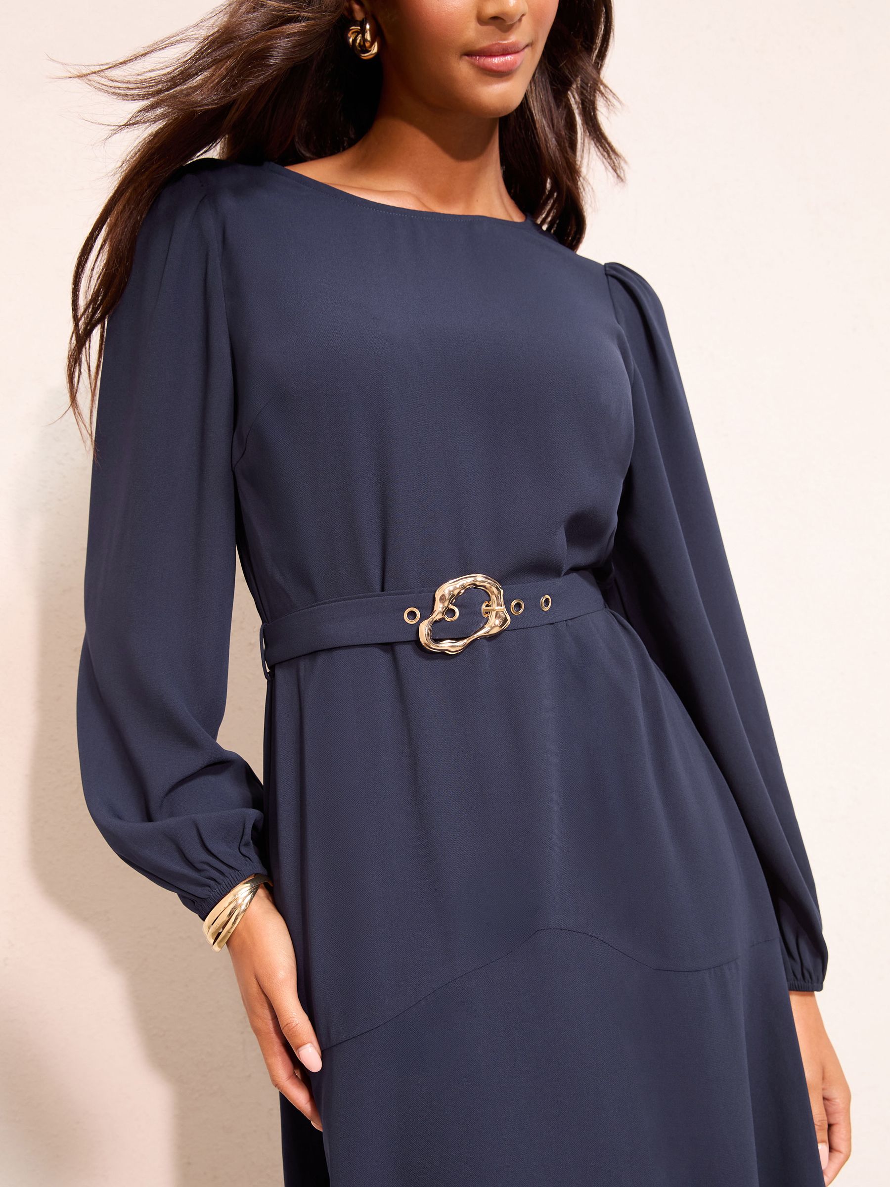 Marineblauw - Friends Like These Long Twist Sleeve Scoop Neck Belted Midi Dress