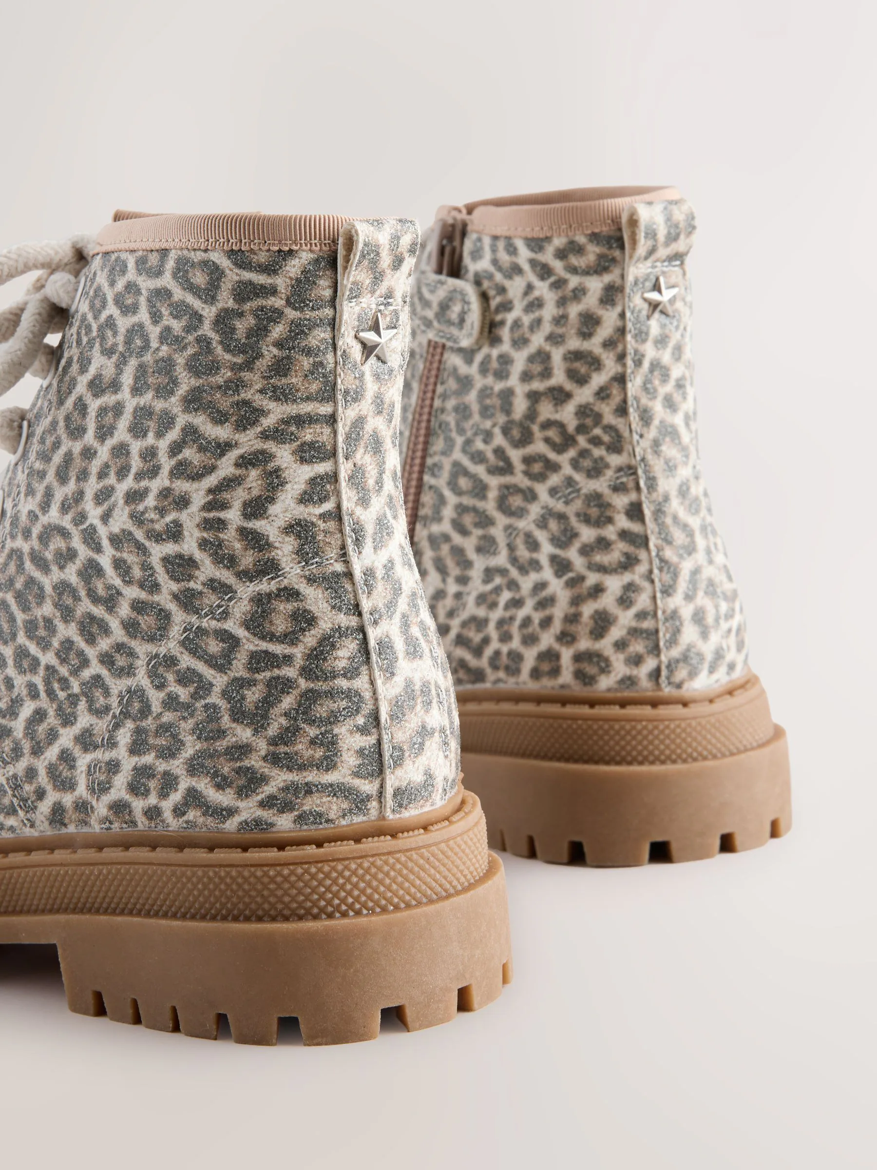Gedempte Animal print - Warmgevoerde enkellaarzen met veters