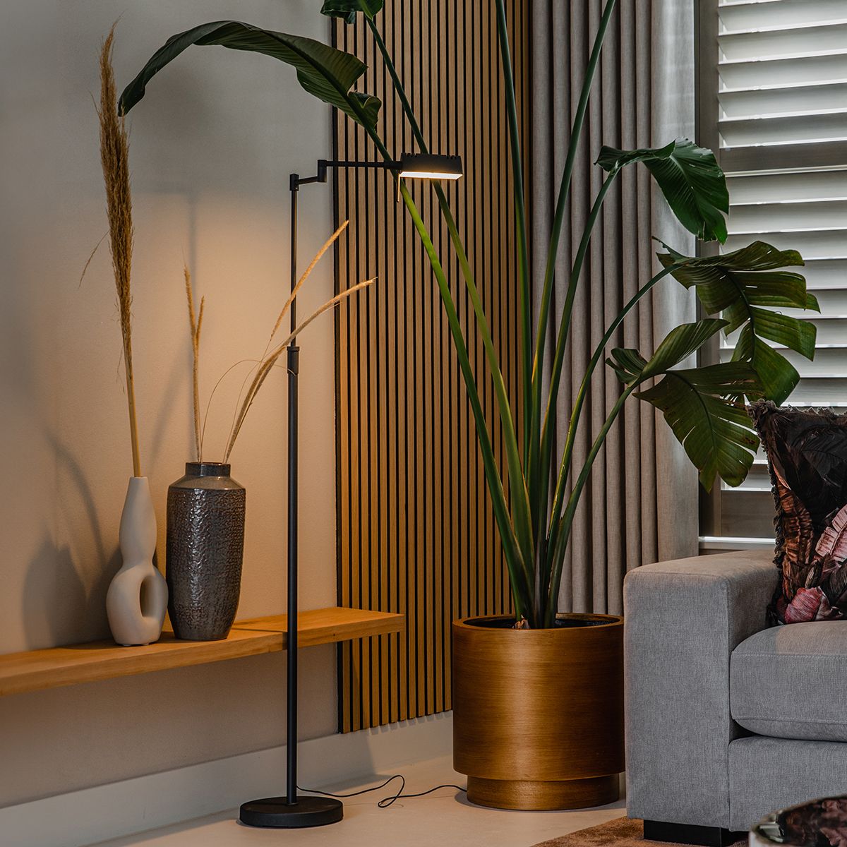 Design vloerlamp zwart incl. LED met touch dimmer - Notia