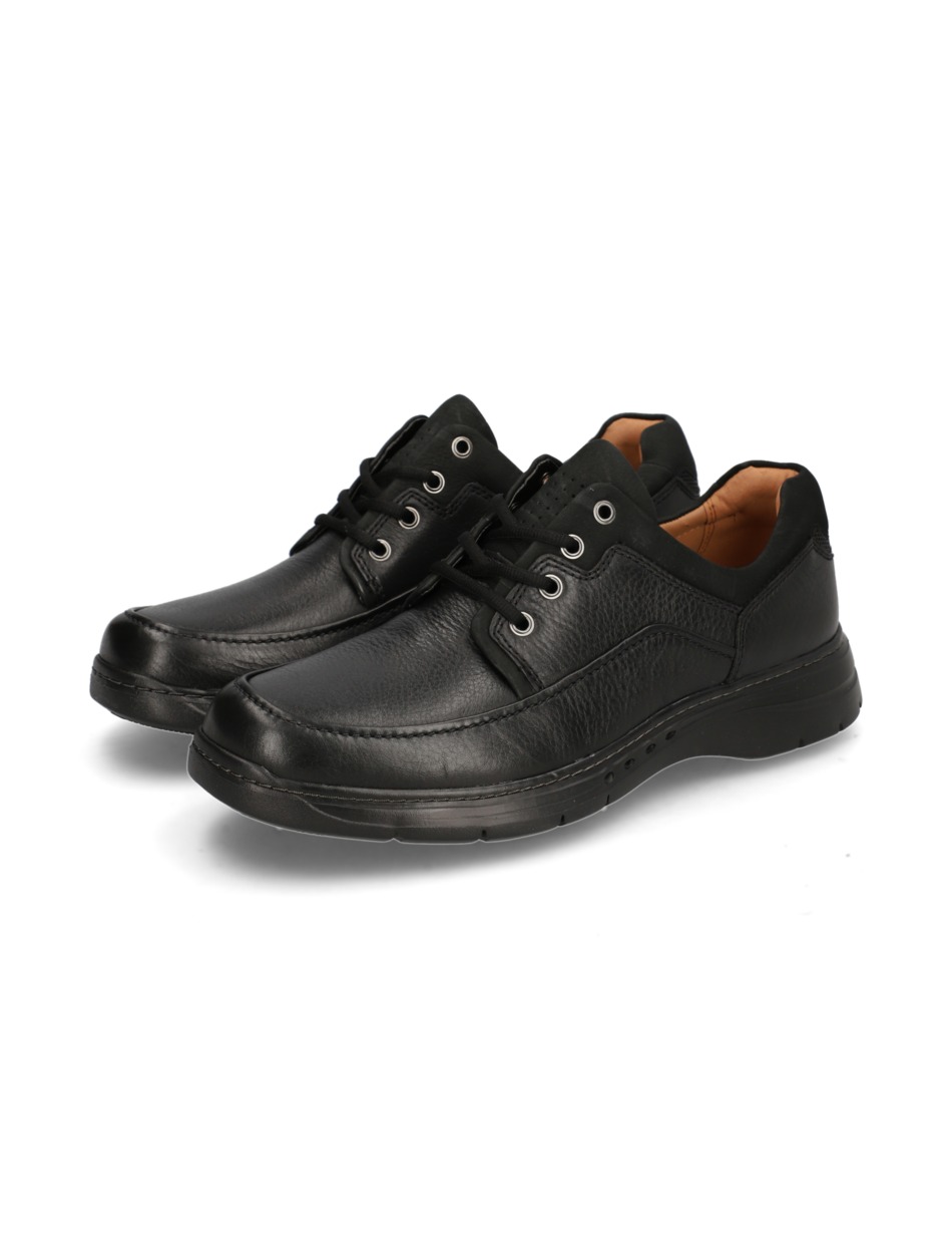 UN BRAWLEY LACE