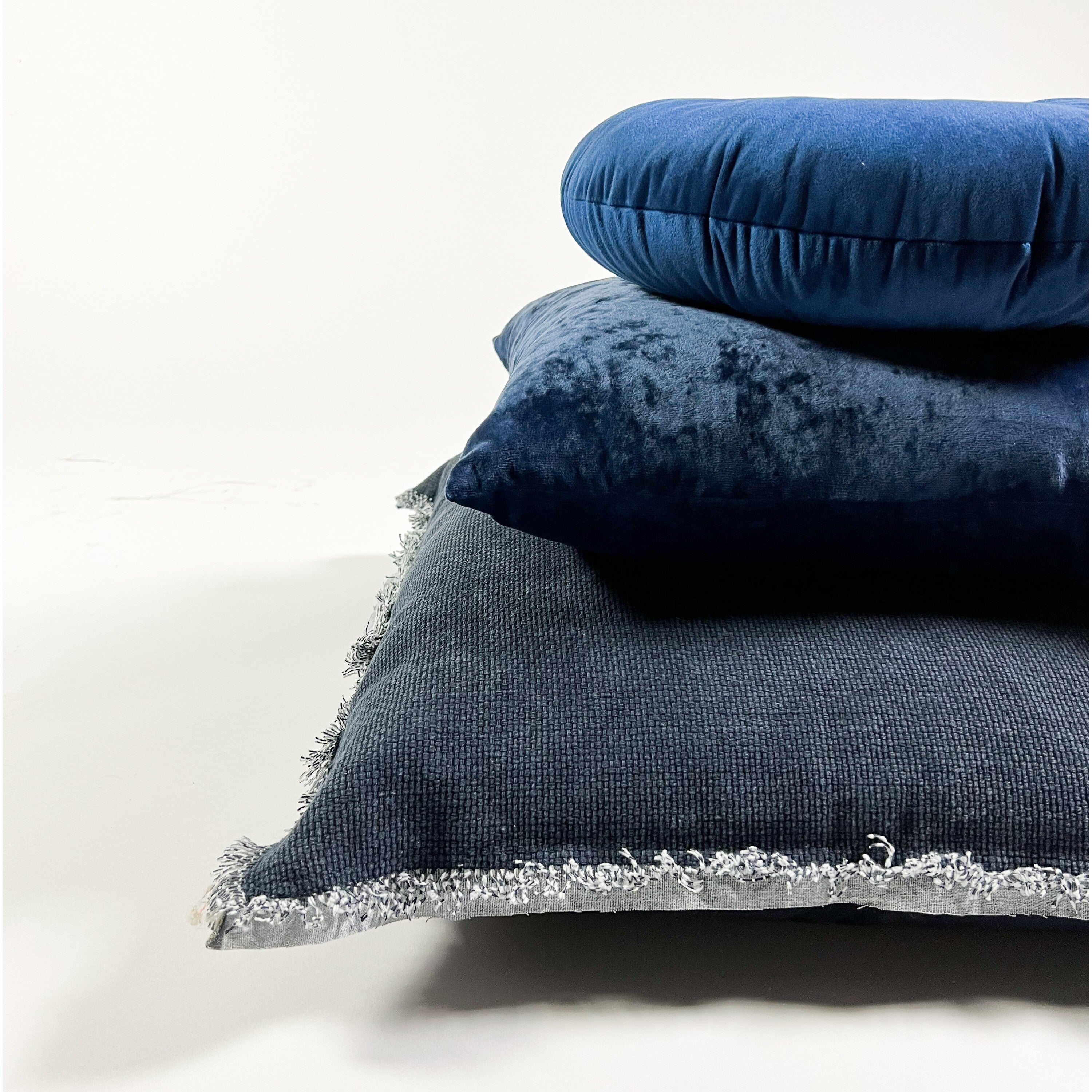 Dutch Decor sierkussen Sky - 45x45 cm Insignia Blue