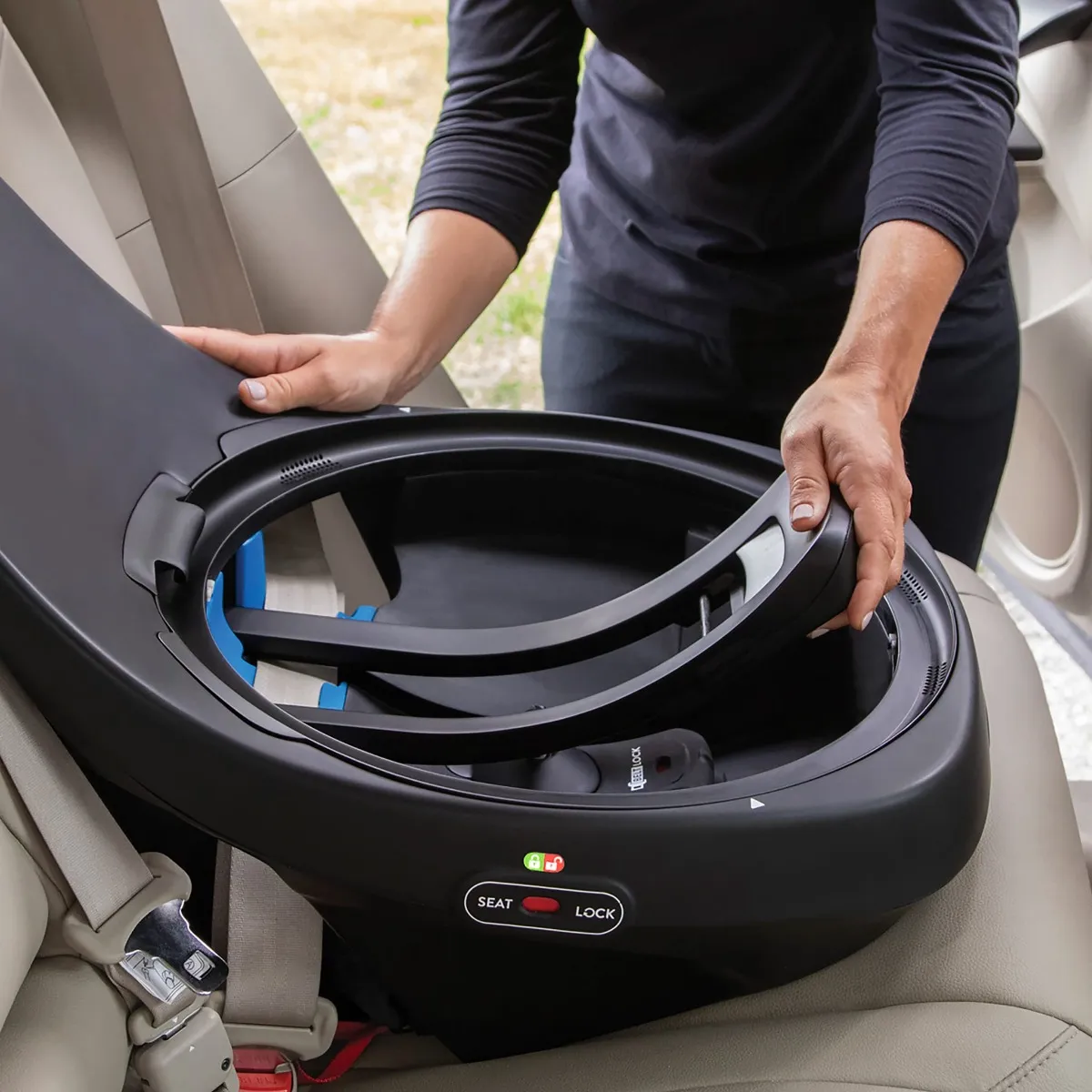 Evenflo Siège d'Auto 3-en-1 Gold Revolve360 Extend avec SensorSafe - Onyx Noir