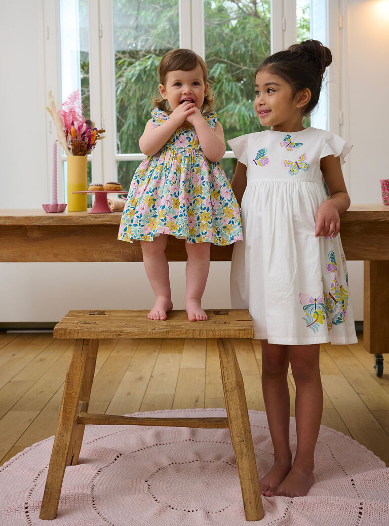 Robe écru animation papillons pour fille