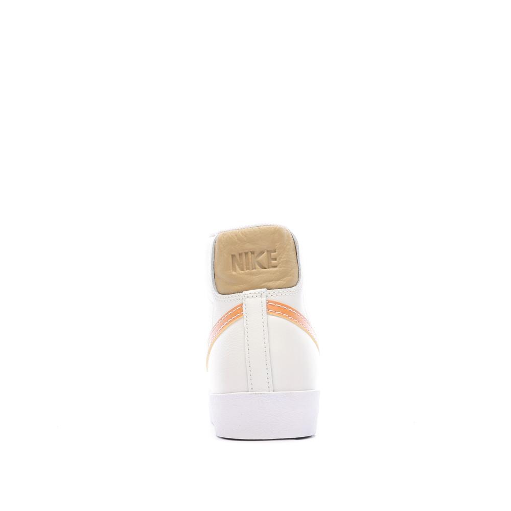 Nike Baskets Beige Homme Nike Mid 77 Emb