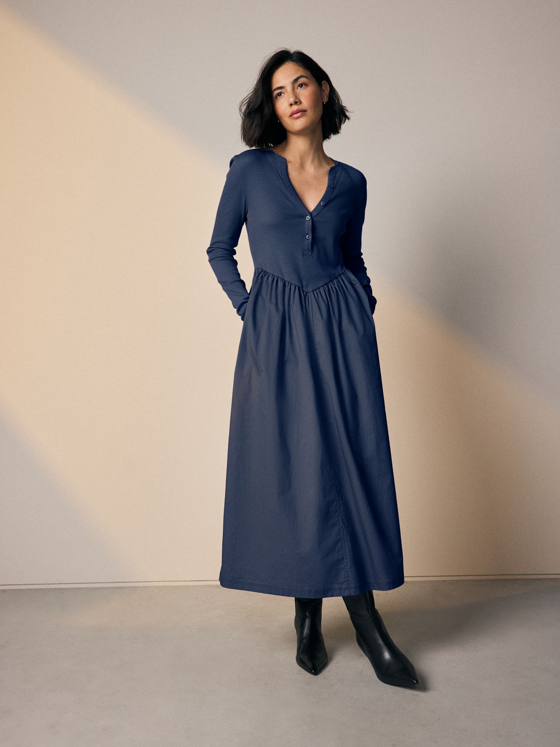 Donkerblauw - Jersey midi-jurk met geweven mix en taille