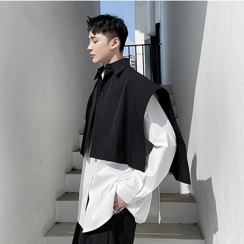 Adotuastic - Mouwloos, kraagloos, effen cropped shirt