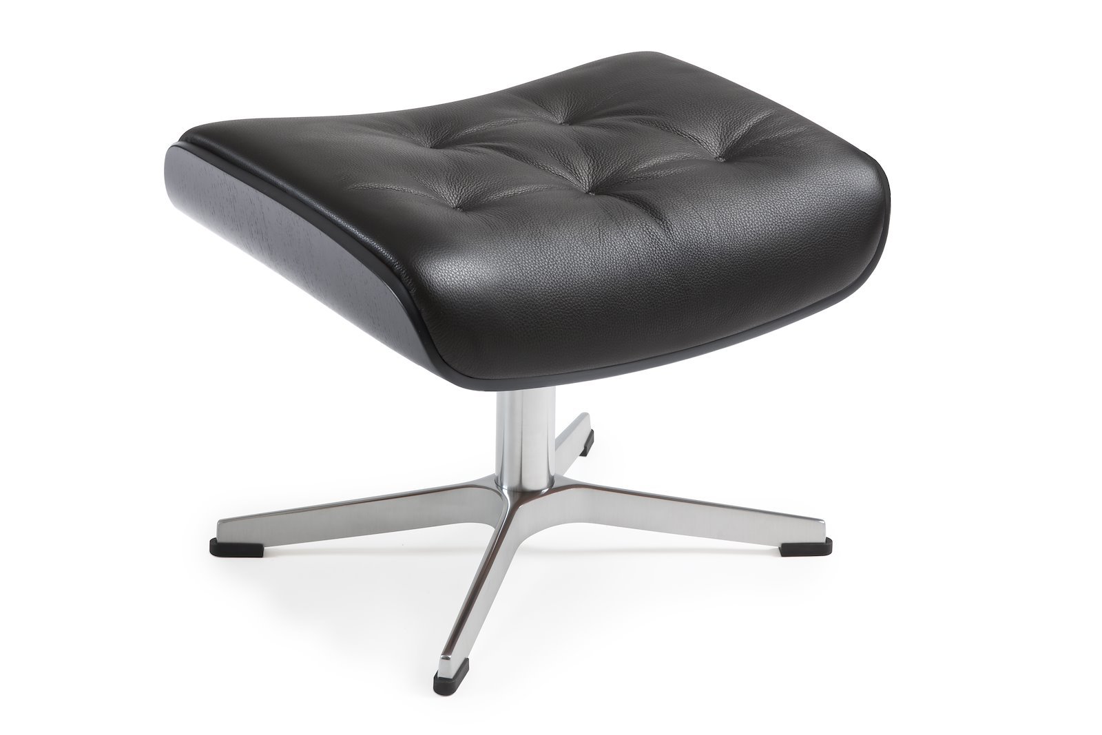 Air krakk med pikering I hud Zero 2534-89 Black, standard svingfot alu. Skrog i sortbeiset eik