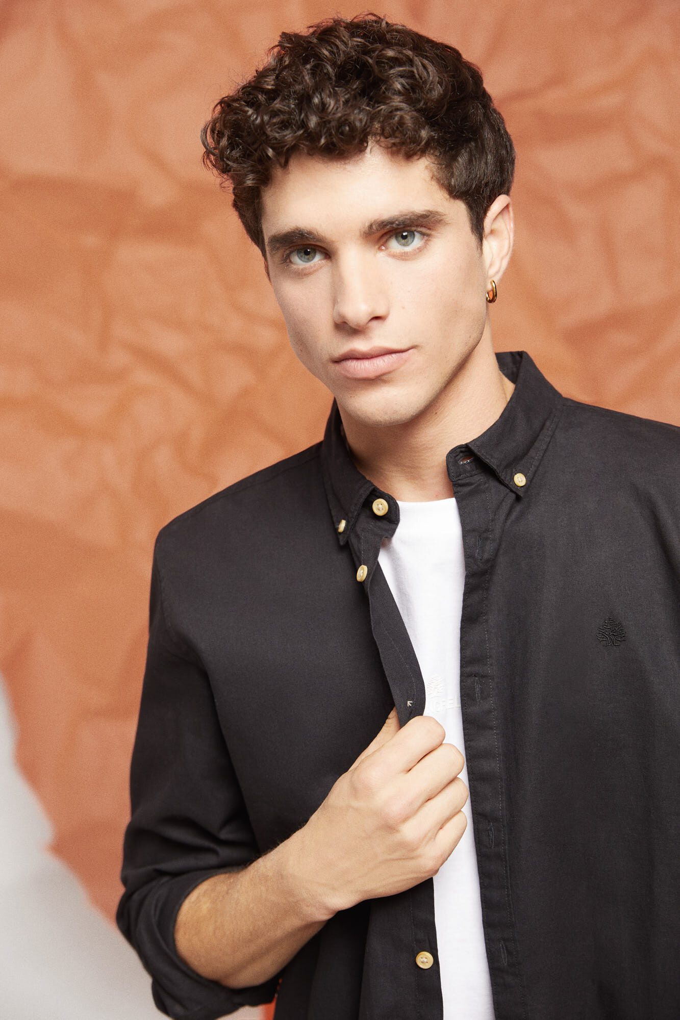 Camisa de linho - preta