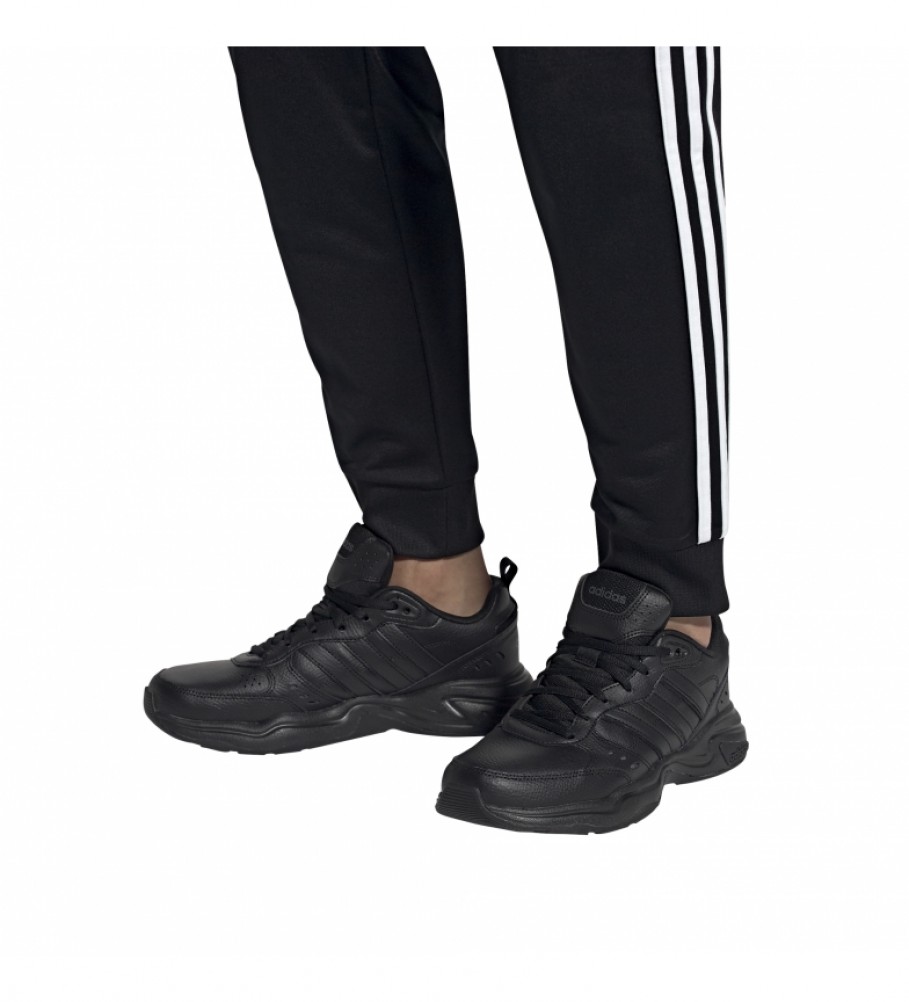 tênis adidas Strutter preto